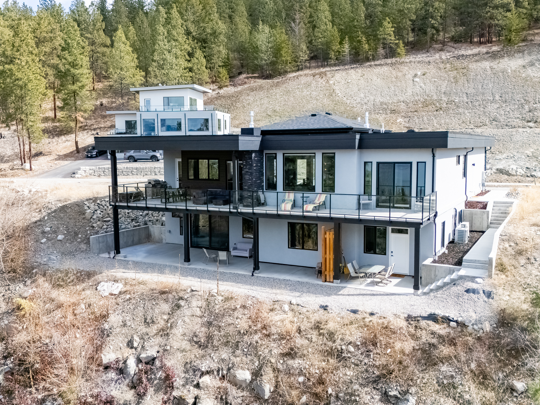 2965 Outlook Way Naramata V0H 1N0