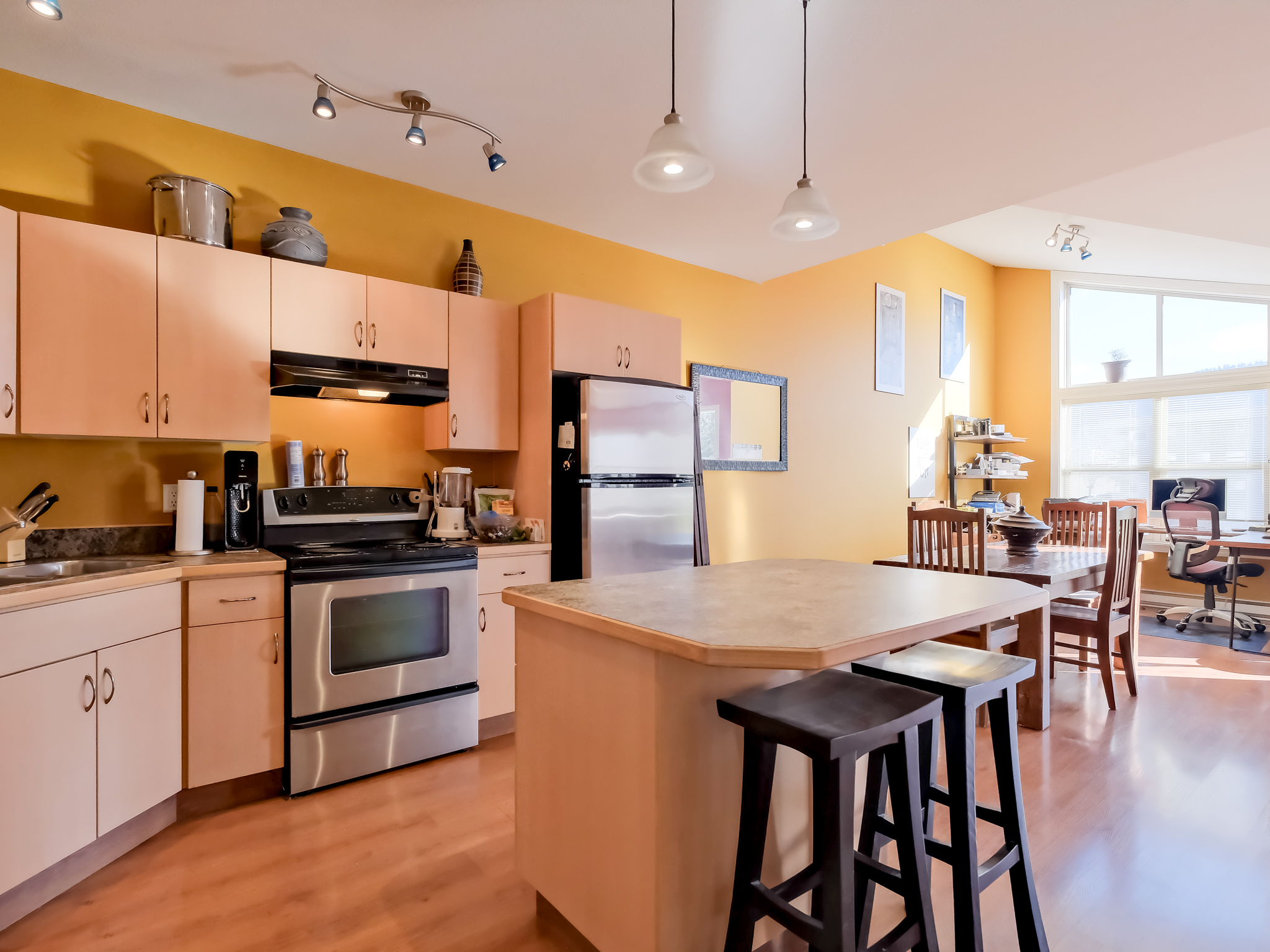 857 Fairview Road 304 Penticton V2A 5Y7