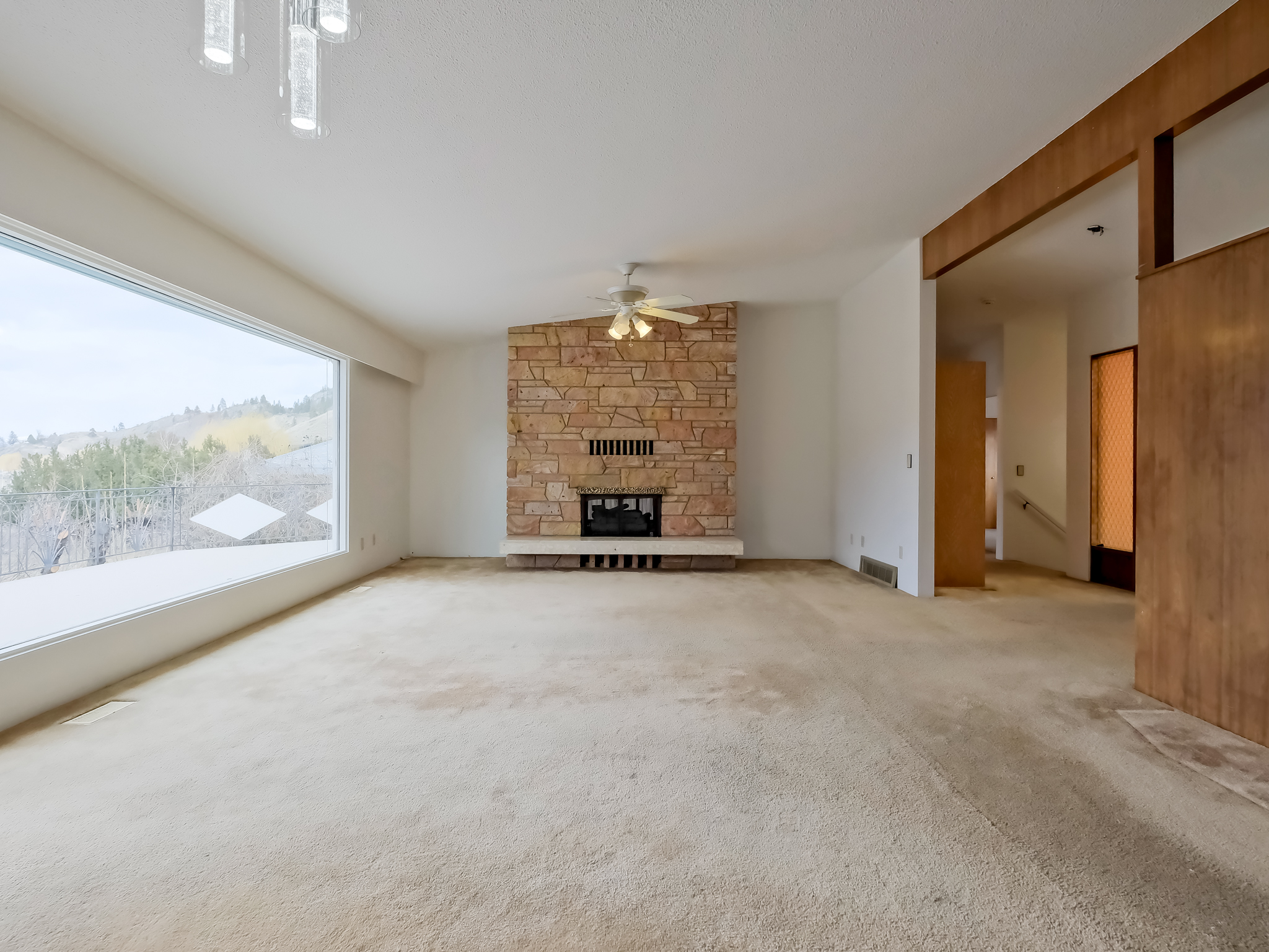 102 Derenzy Place Penticton V2A 8W7