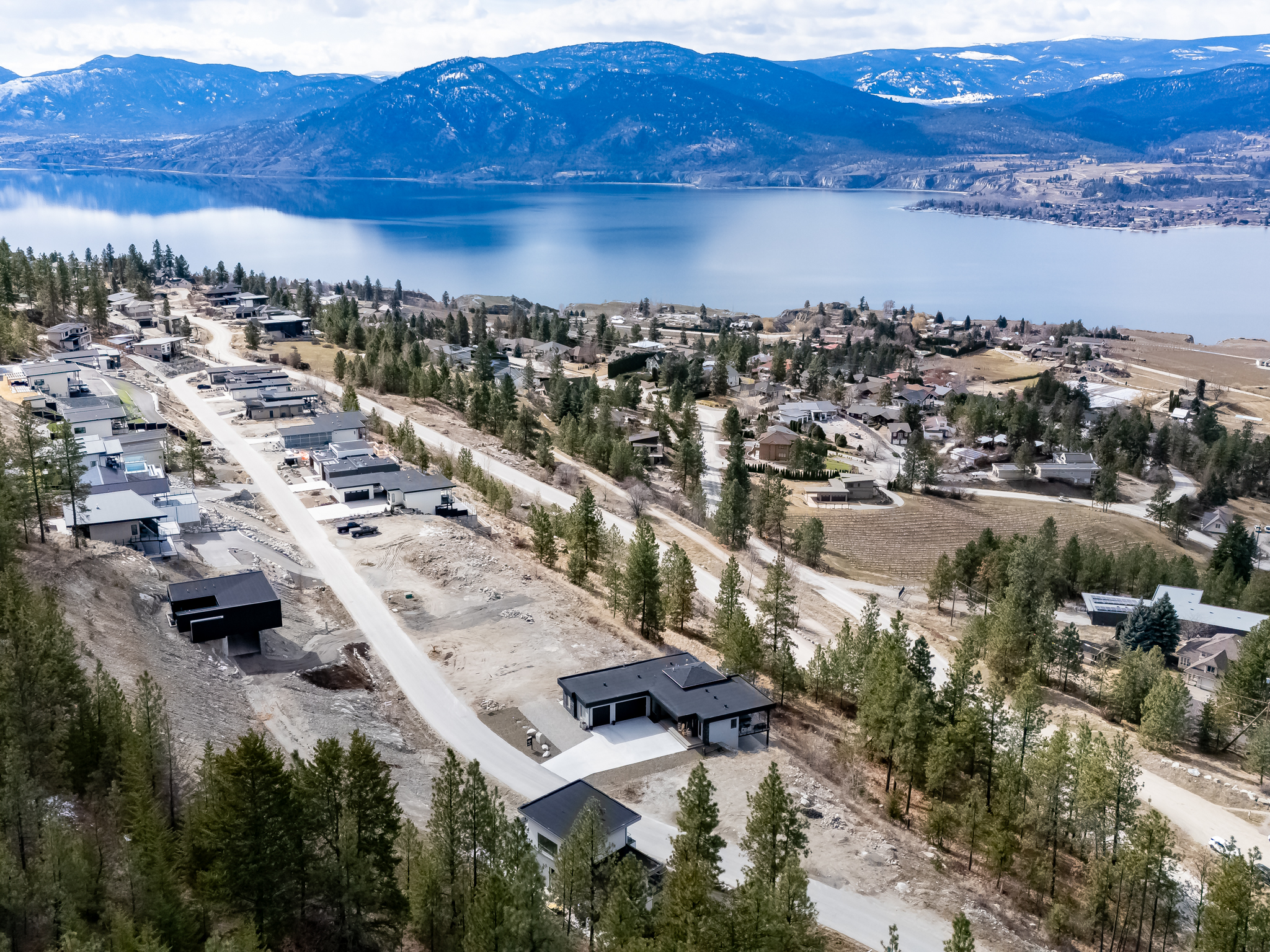 2965 Outlook Way Naramata V0H 1N0
