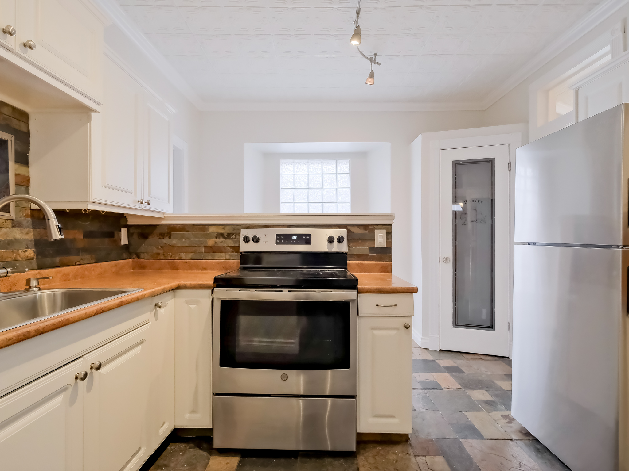 561 Braid Street Penticton V2A 4Y4