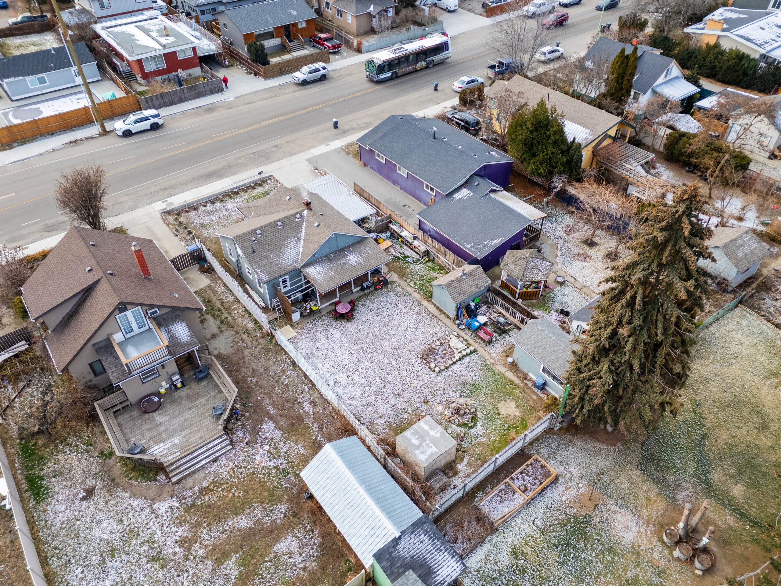 878 Cadder Avenue Kelowna V1Y 5N6