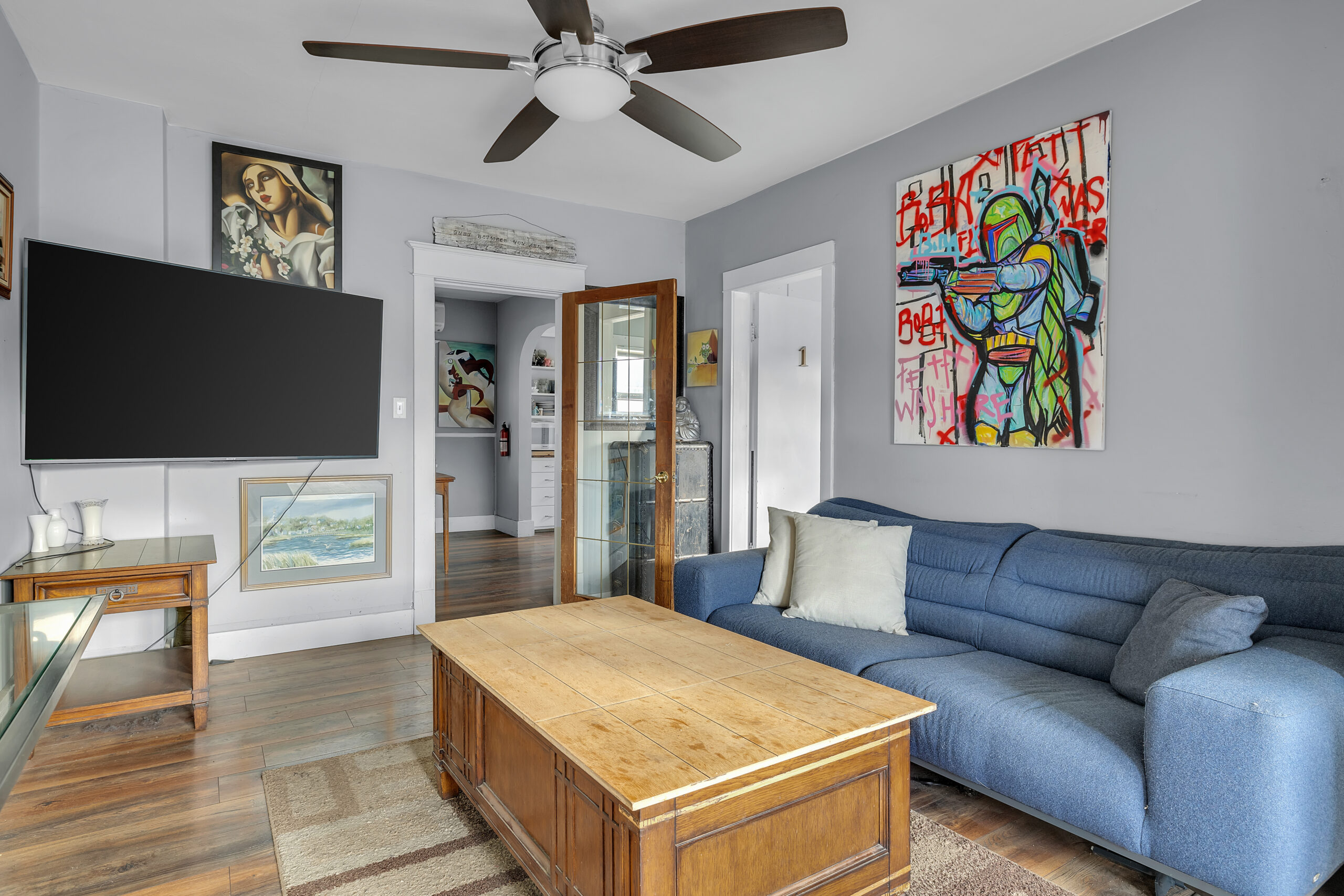 878 Cadder Avenue Kelowna V1Y 5N6