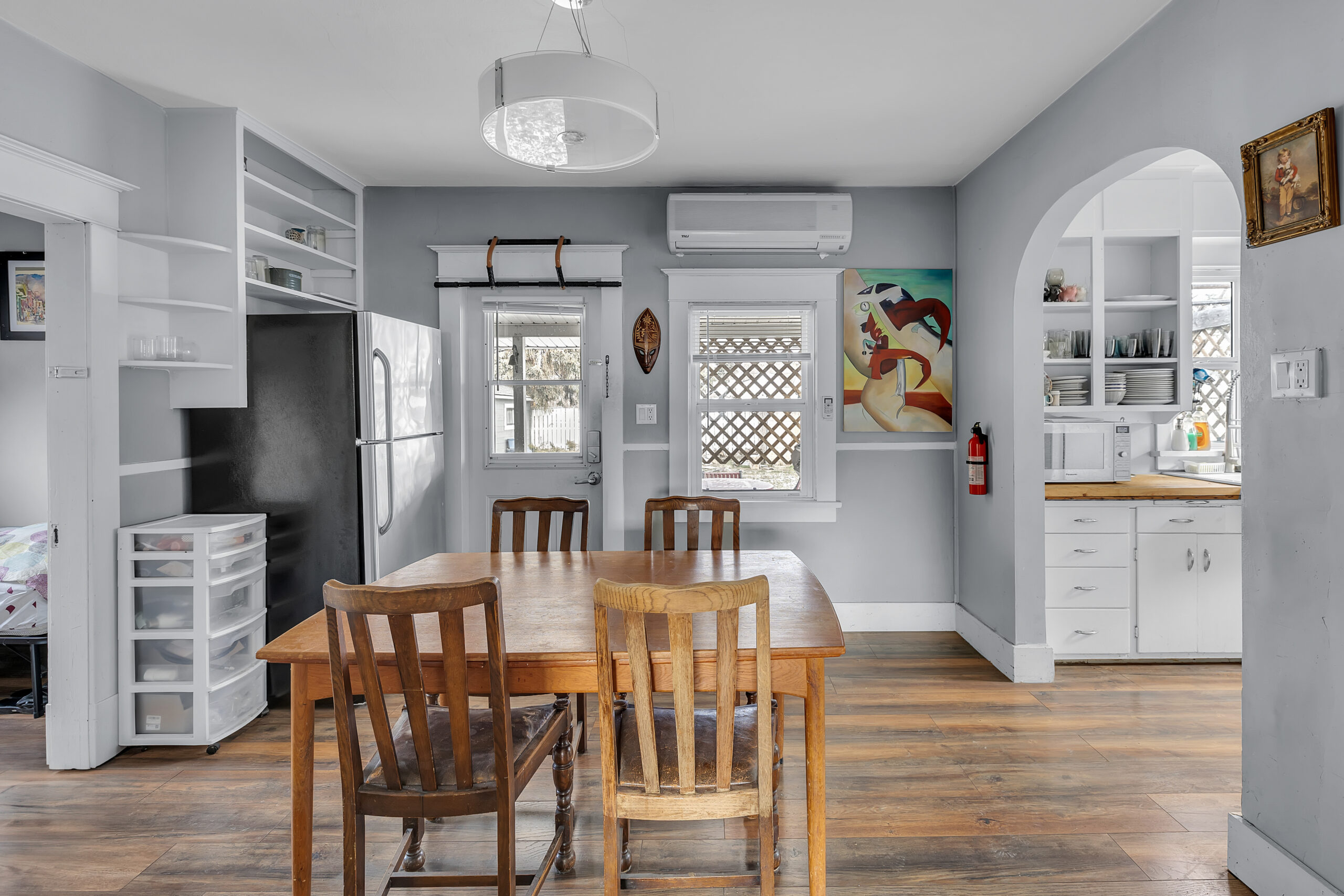 878 Cadder Avenue Kelowna V1Y 5N6