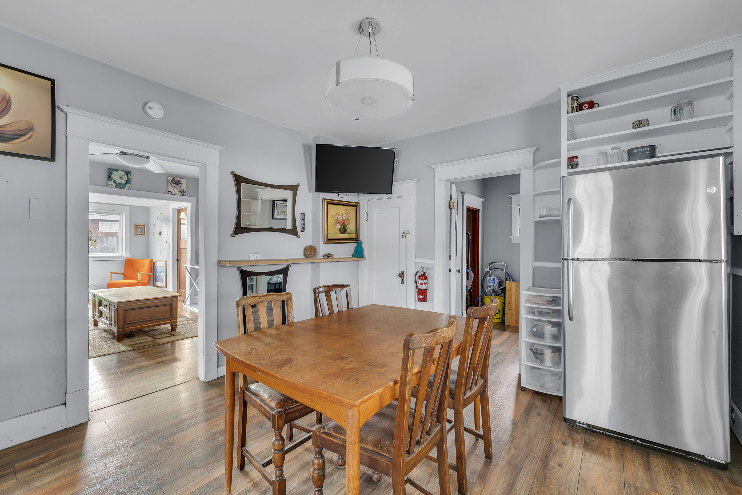878 Cadder Avenue Kelowna V1Y 5N6