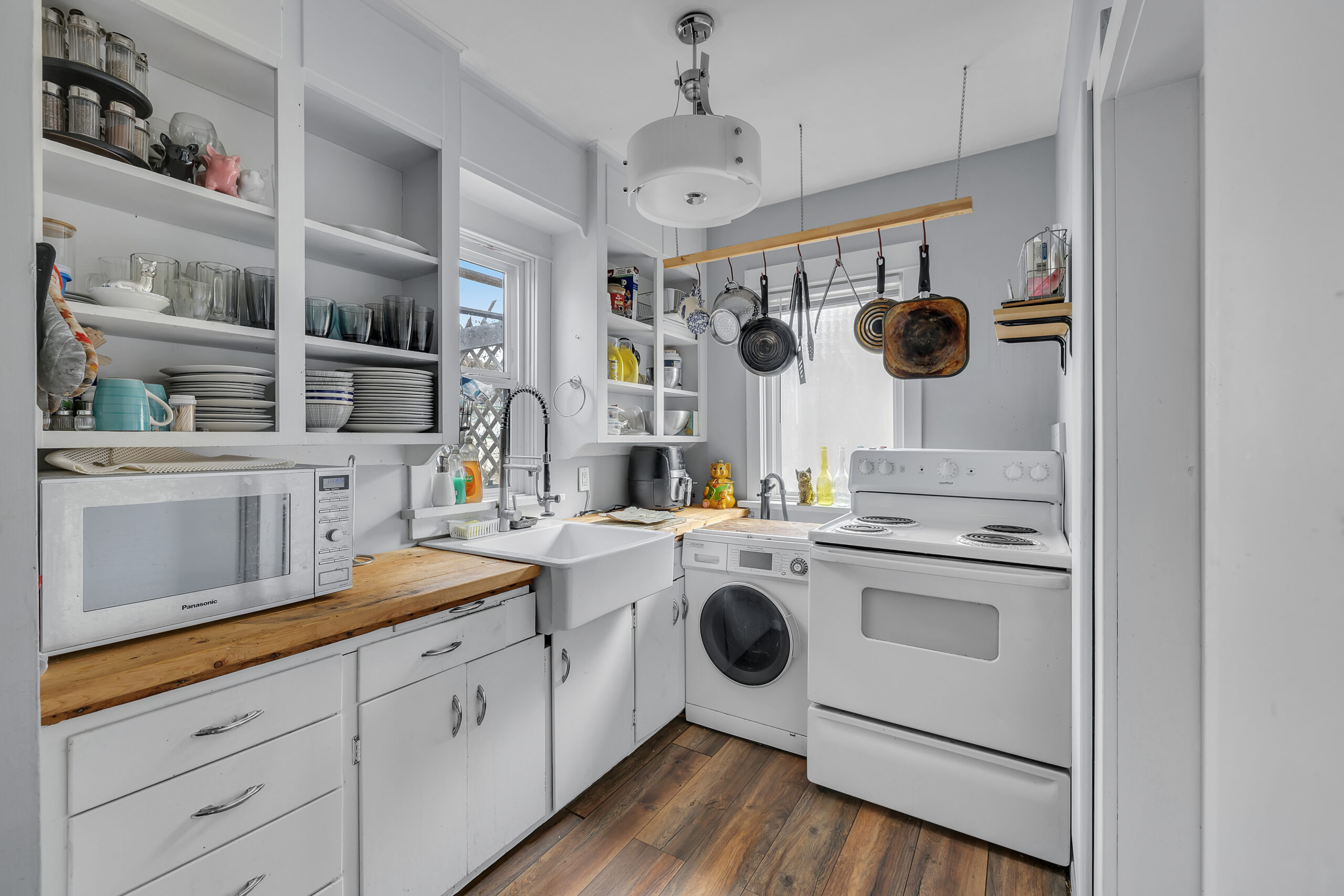 878 Cadder Avenue Kelowna V1Y 5N6