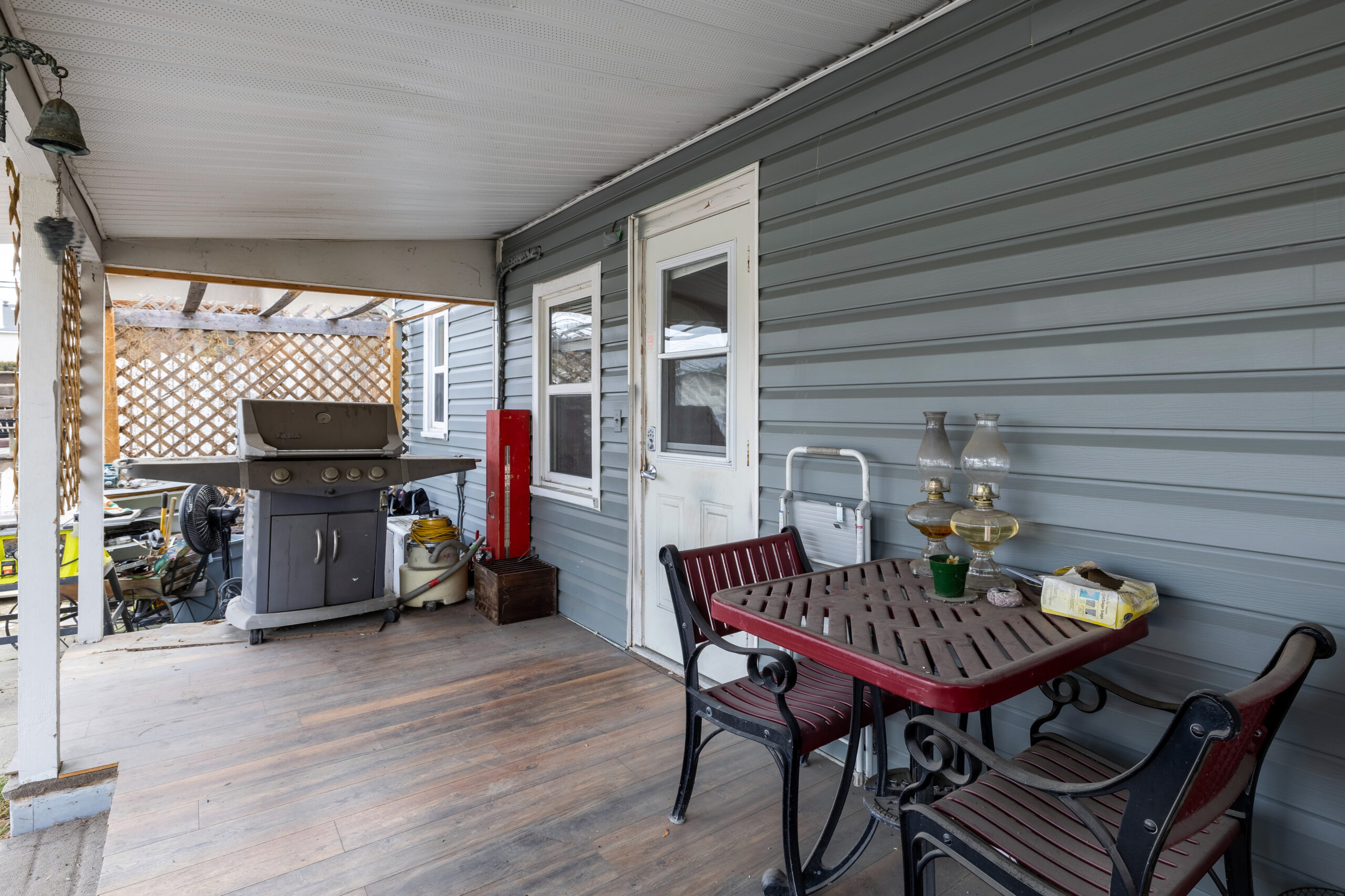 878 Cadder Avenue Kelowna V1Y 5N6