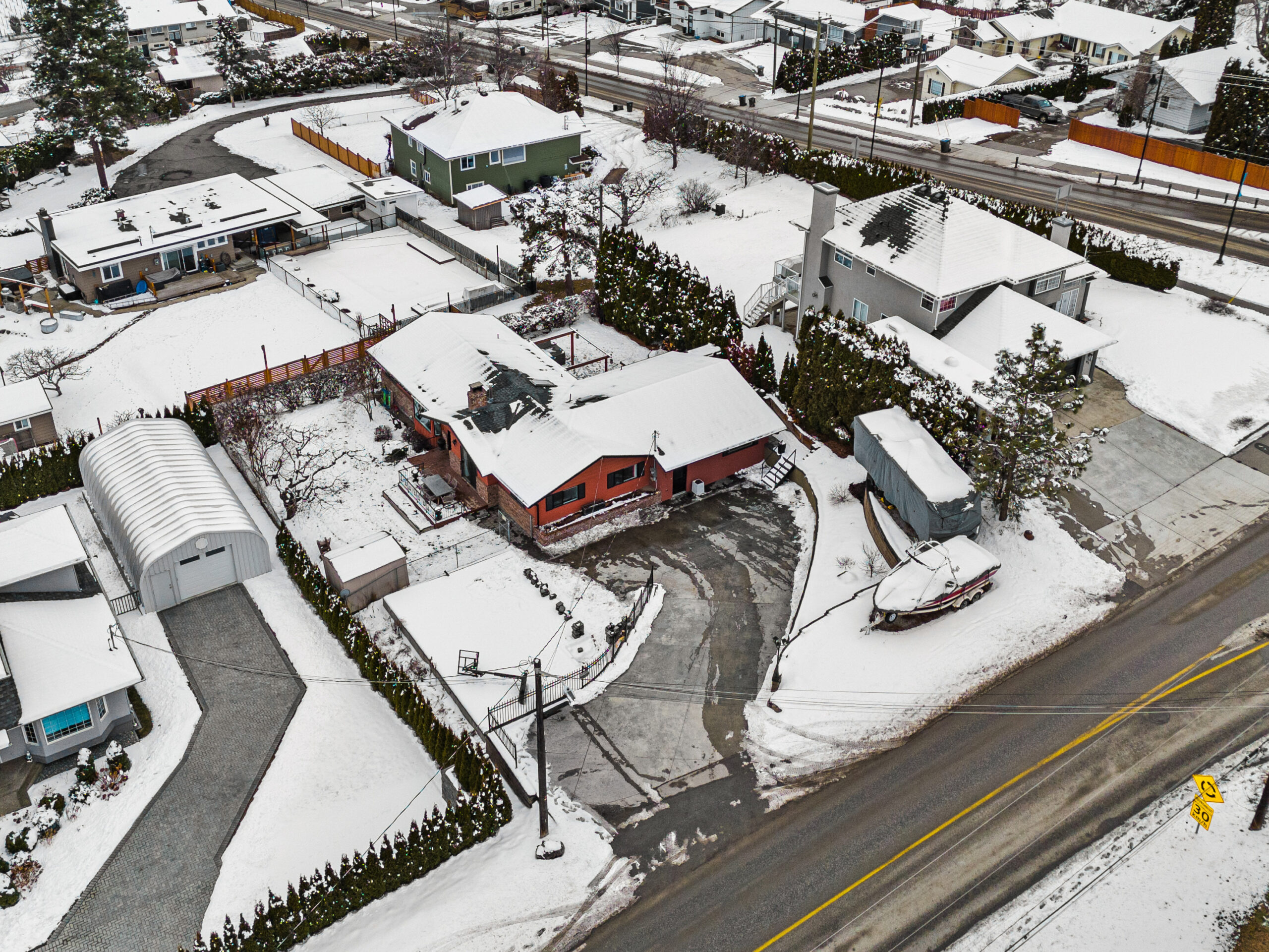 931 Anders Road West Kelowna V1Z 1K4