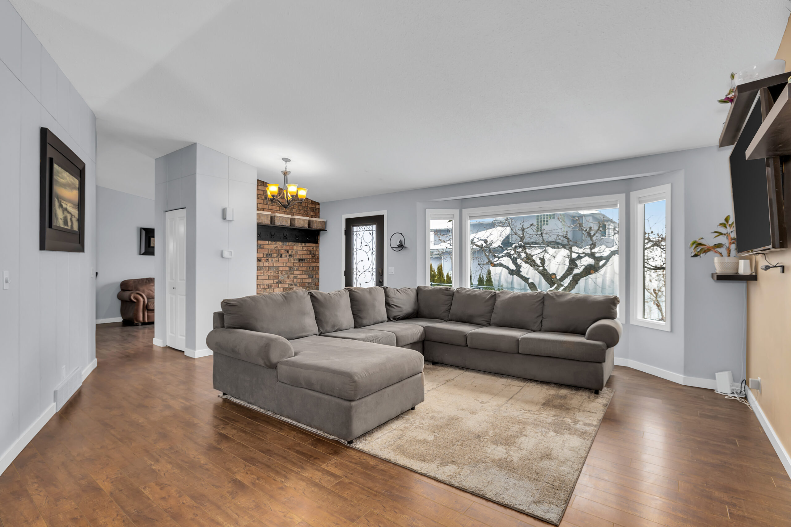 931 Anders Road West Kelowna V1Z 1K4