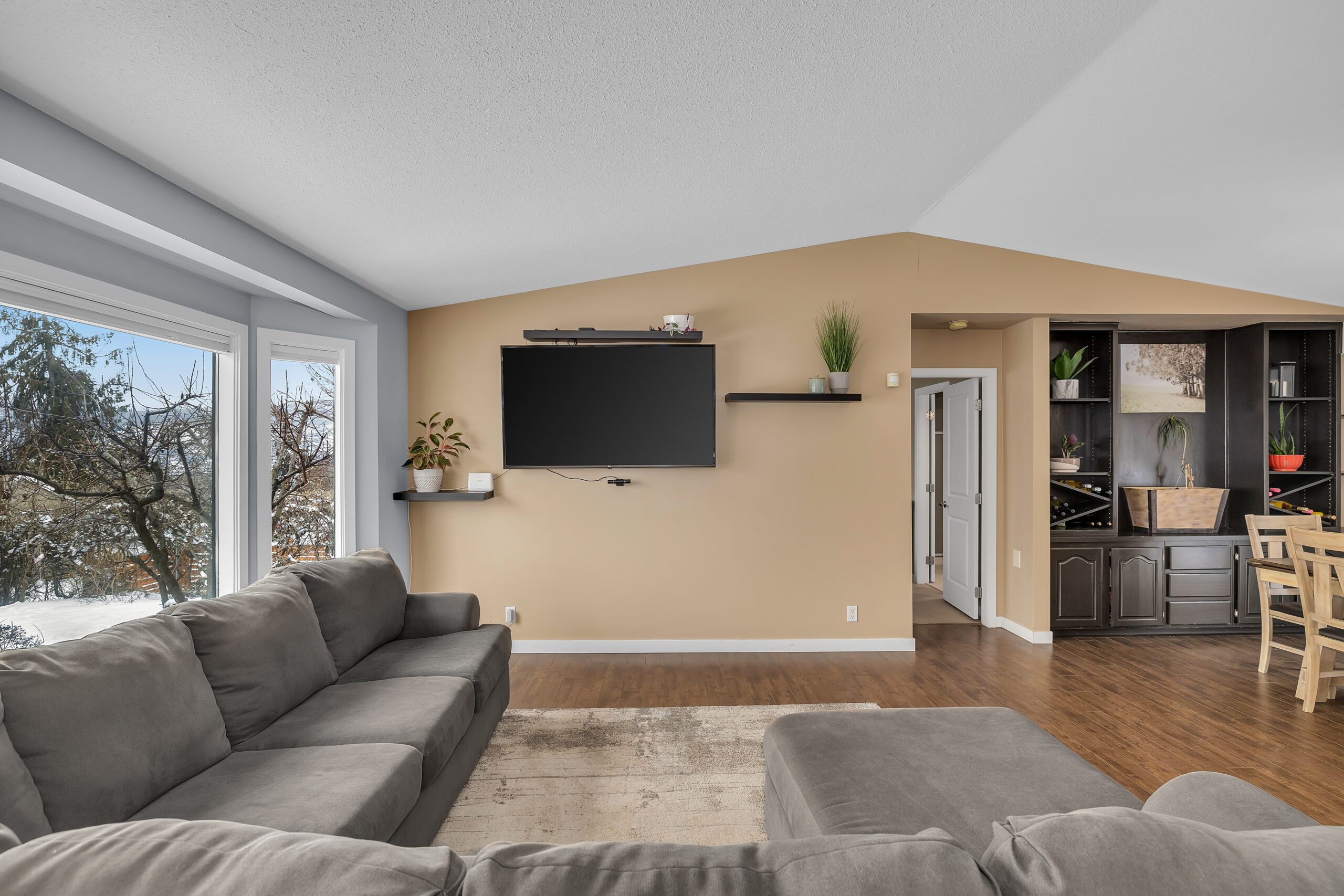 931 Anders Road West Kelowna V1Z 1K4