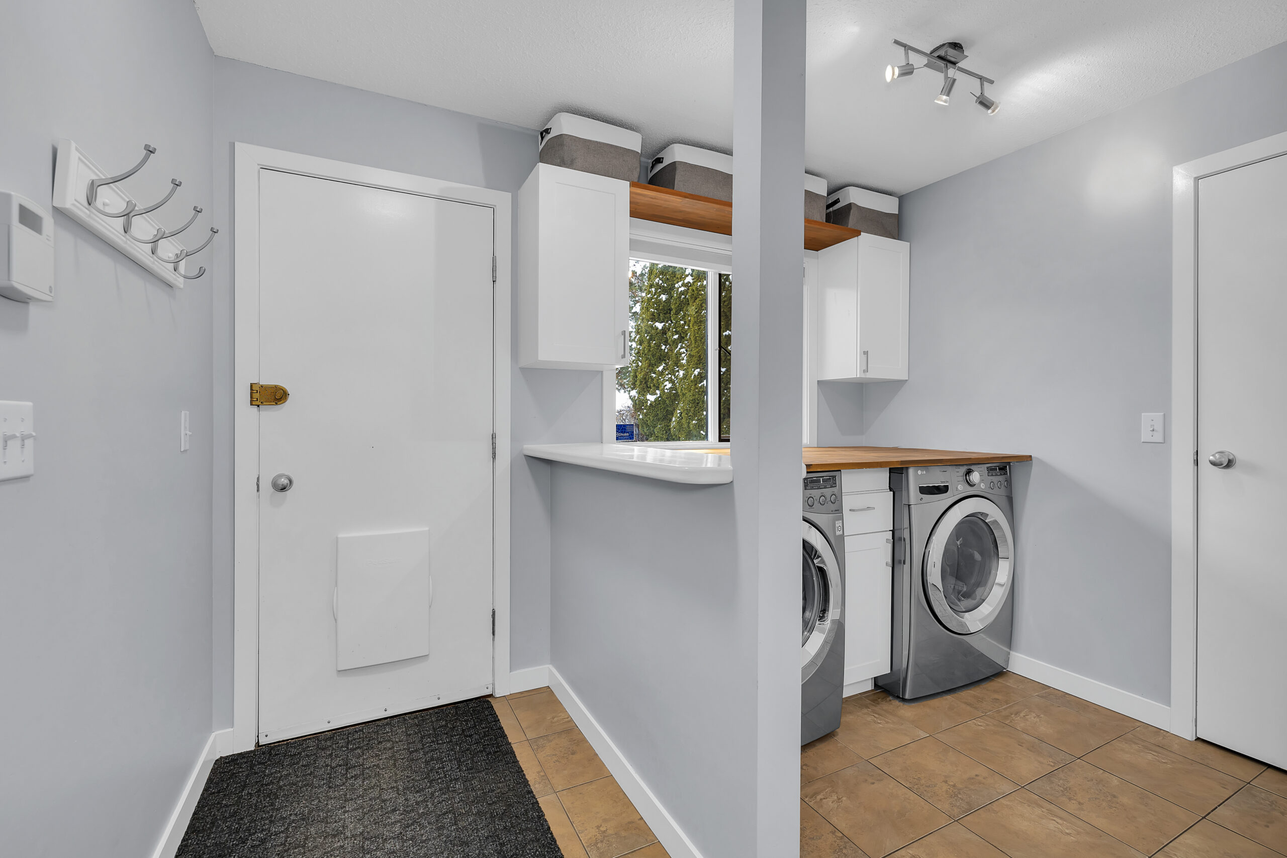 931 Anders Road West Kelowna V1Z 1K4