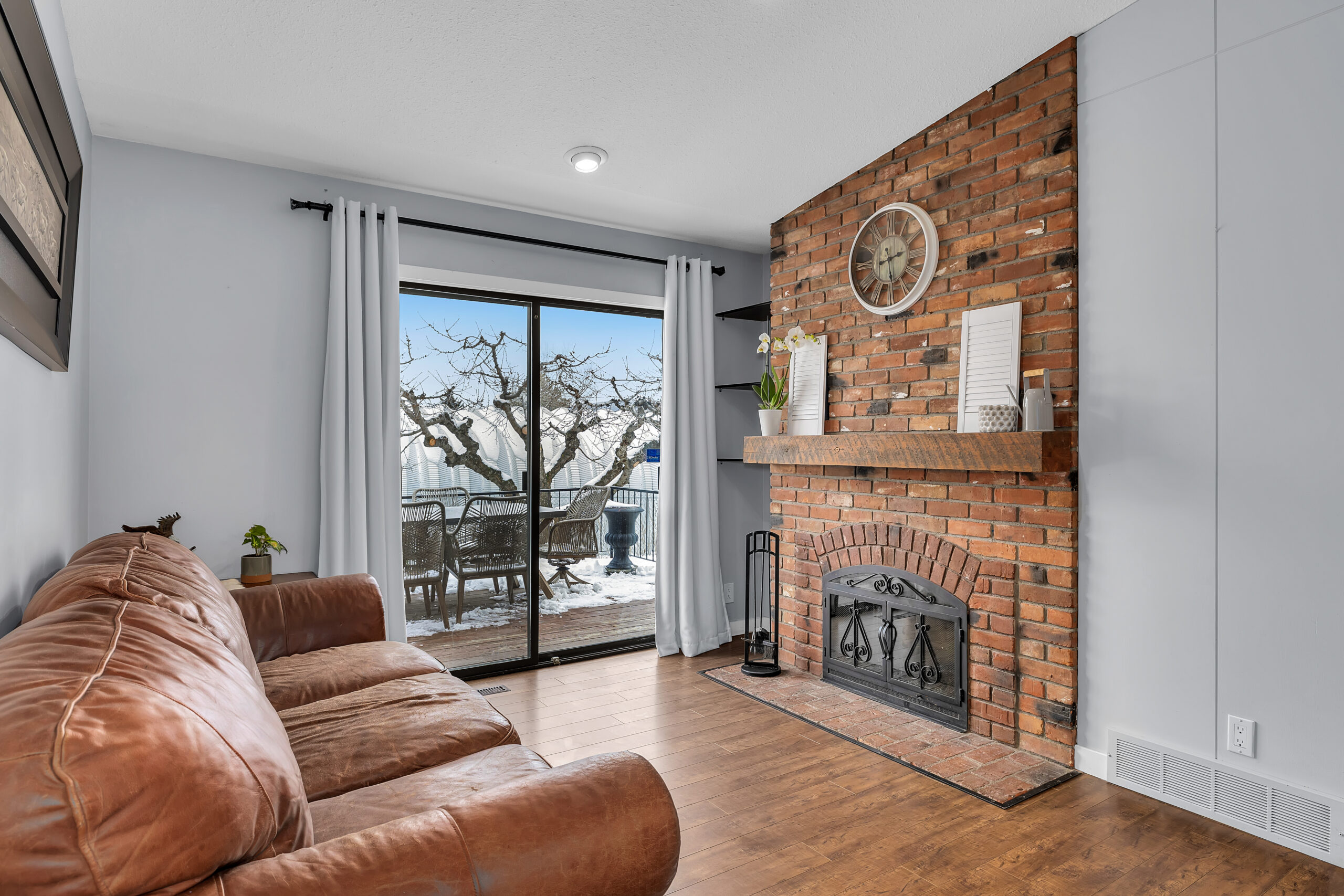 931 Anders Road West Kelowna V1Z 1K4