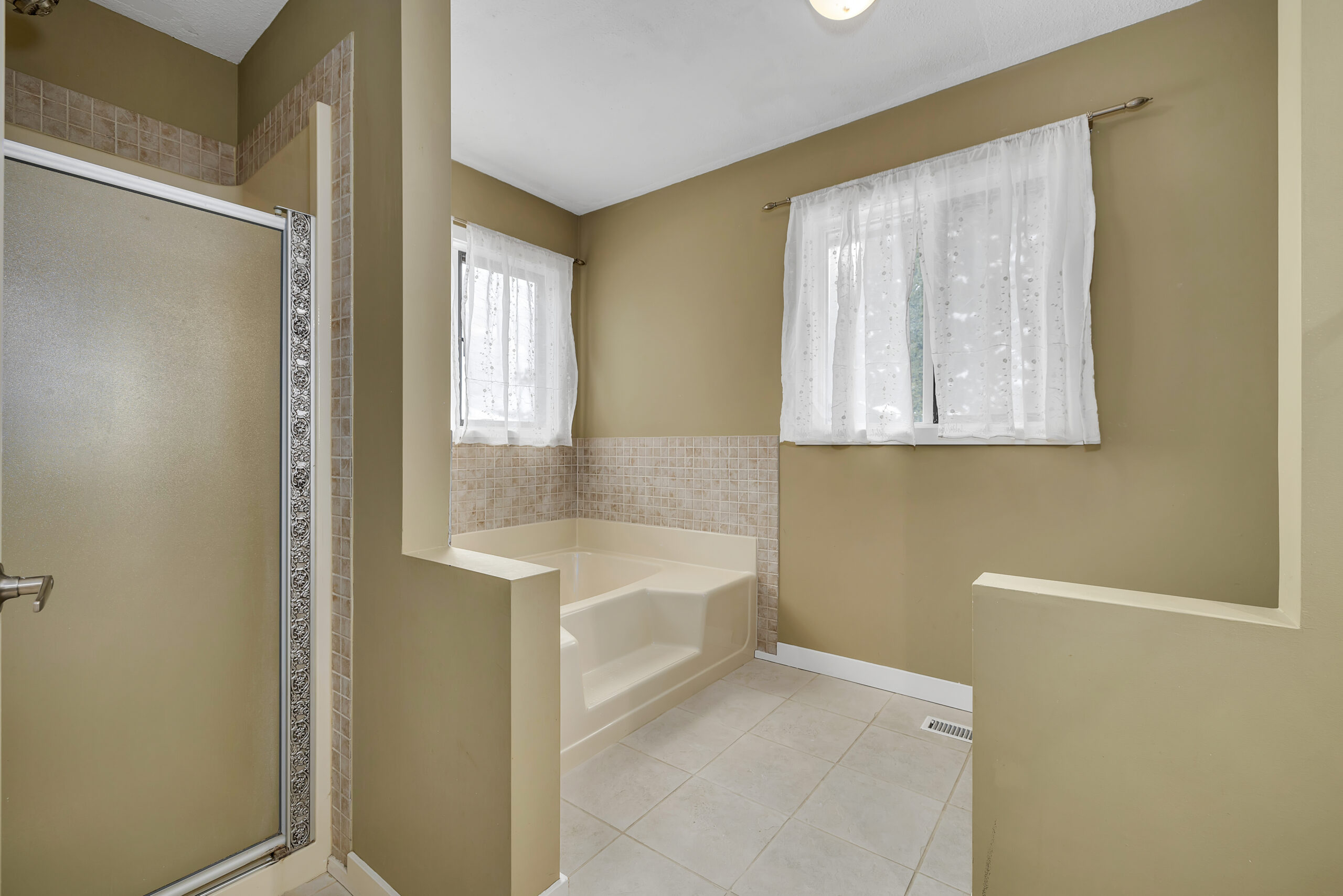 931 Anders Road West Kelowna V1Z 1K4