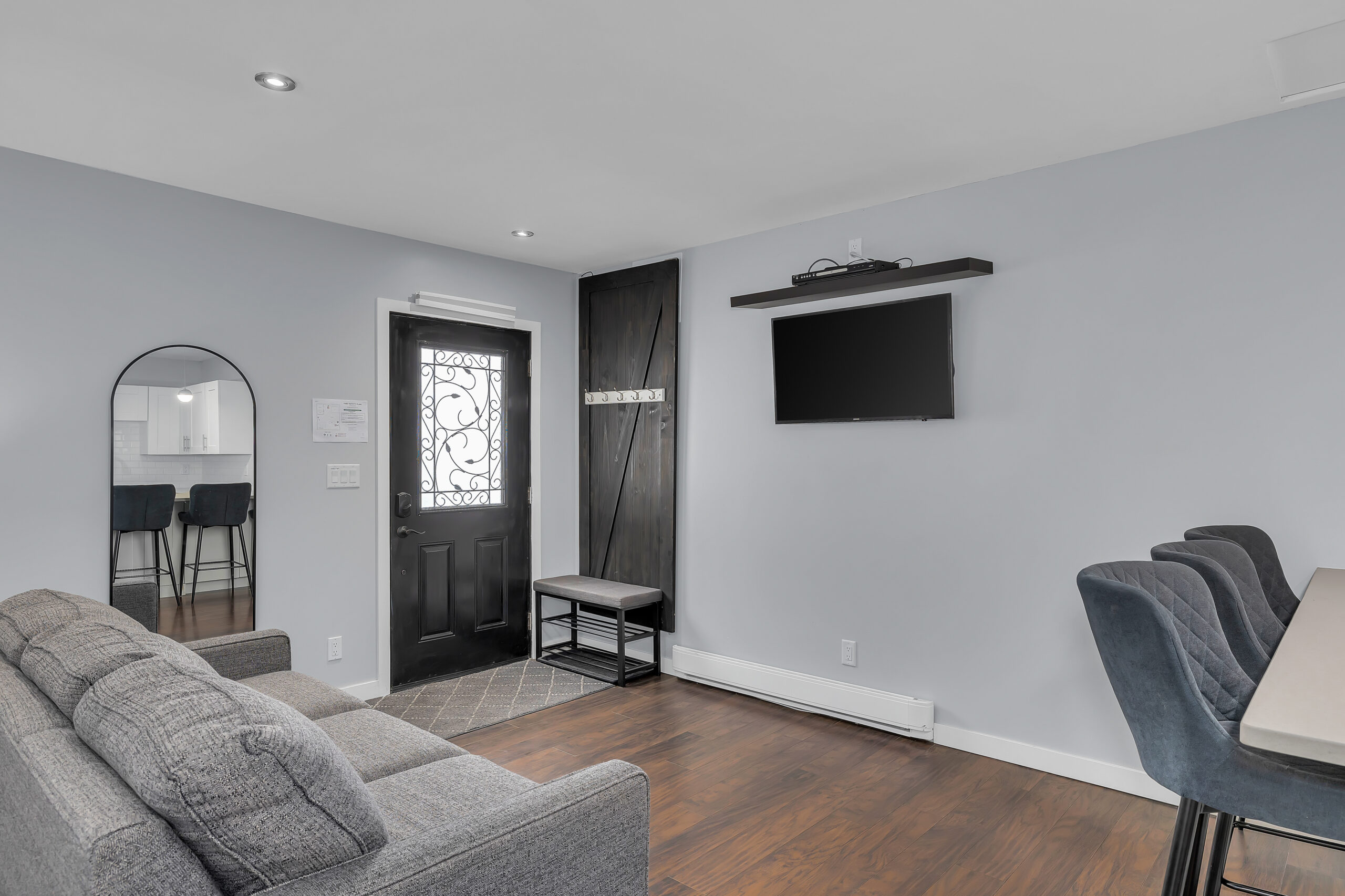 931 Anders Road West Kelowna V1Z 1K4