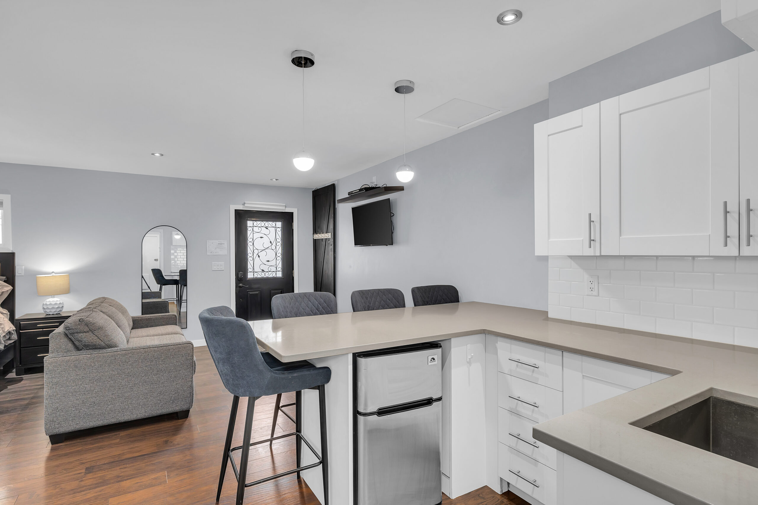 931 Anders Road West Kelowna V1Z 1K4