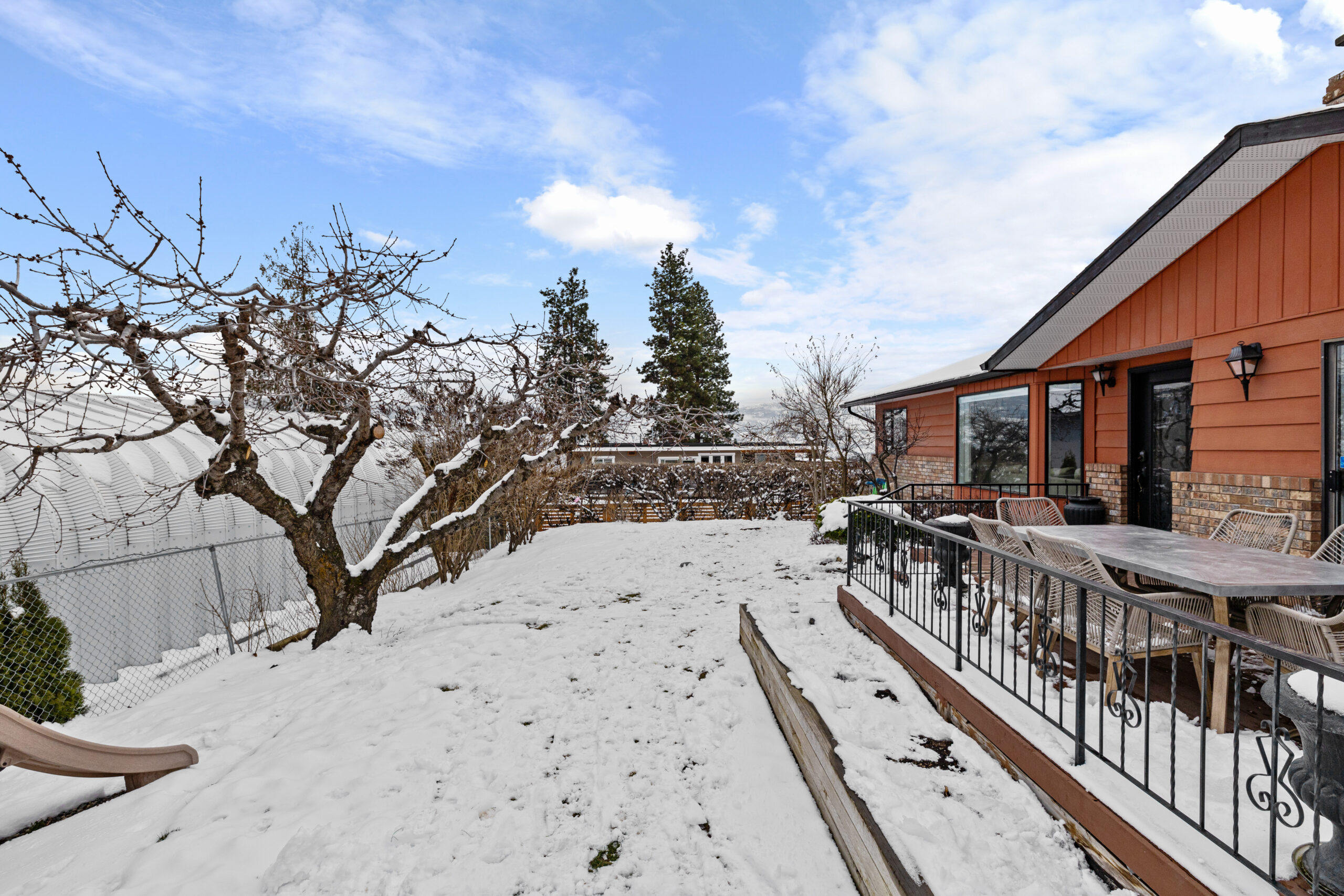 931 Anders Road West Kelowna V1Z 1K4