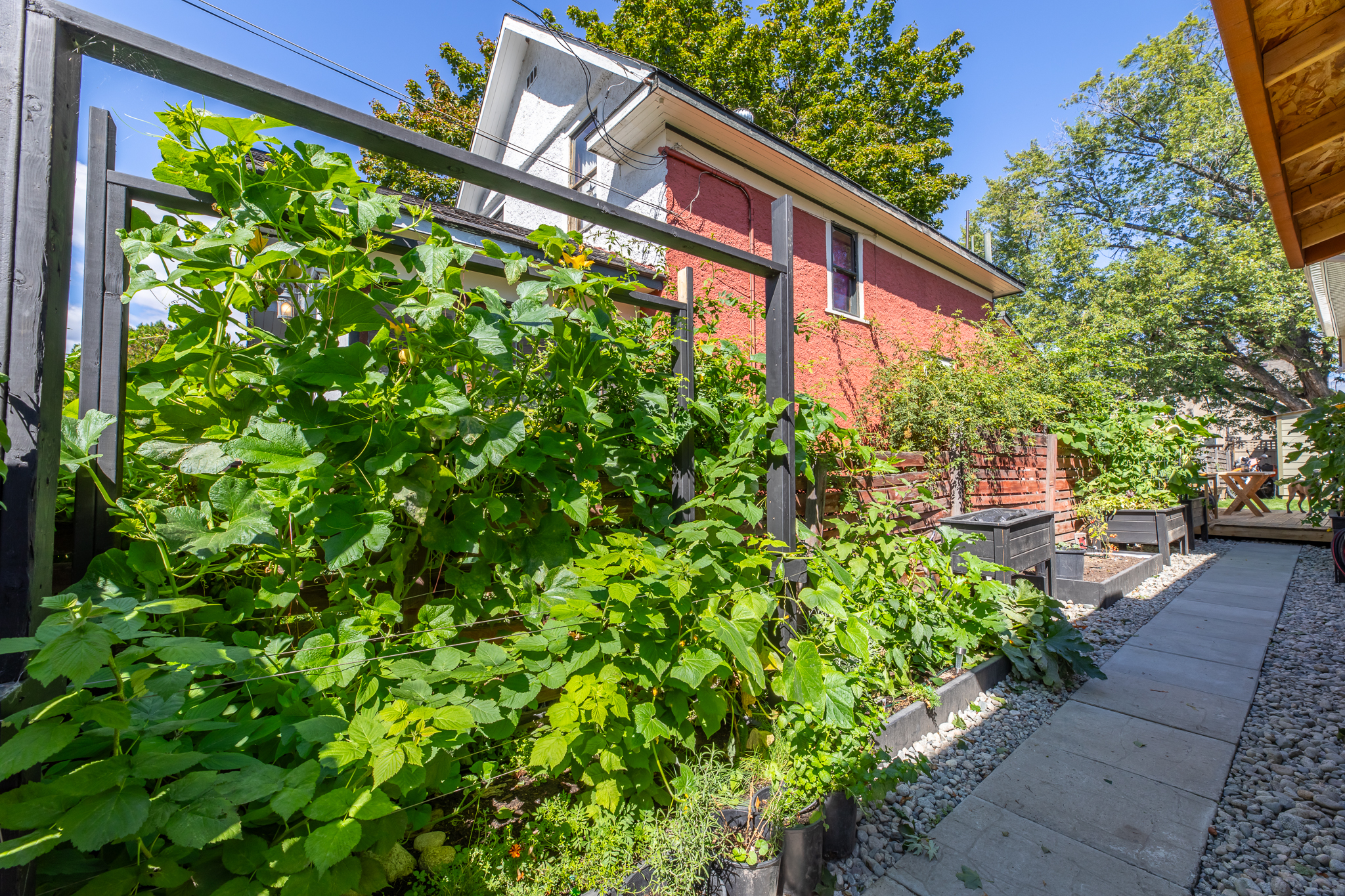 335 Woodruff Avenue Penticton V2A 2H6