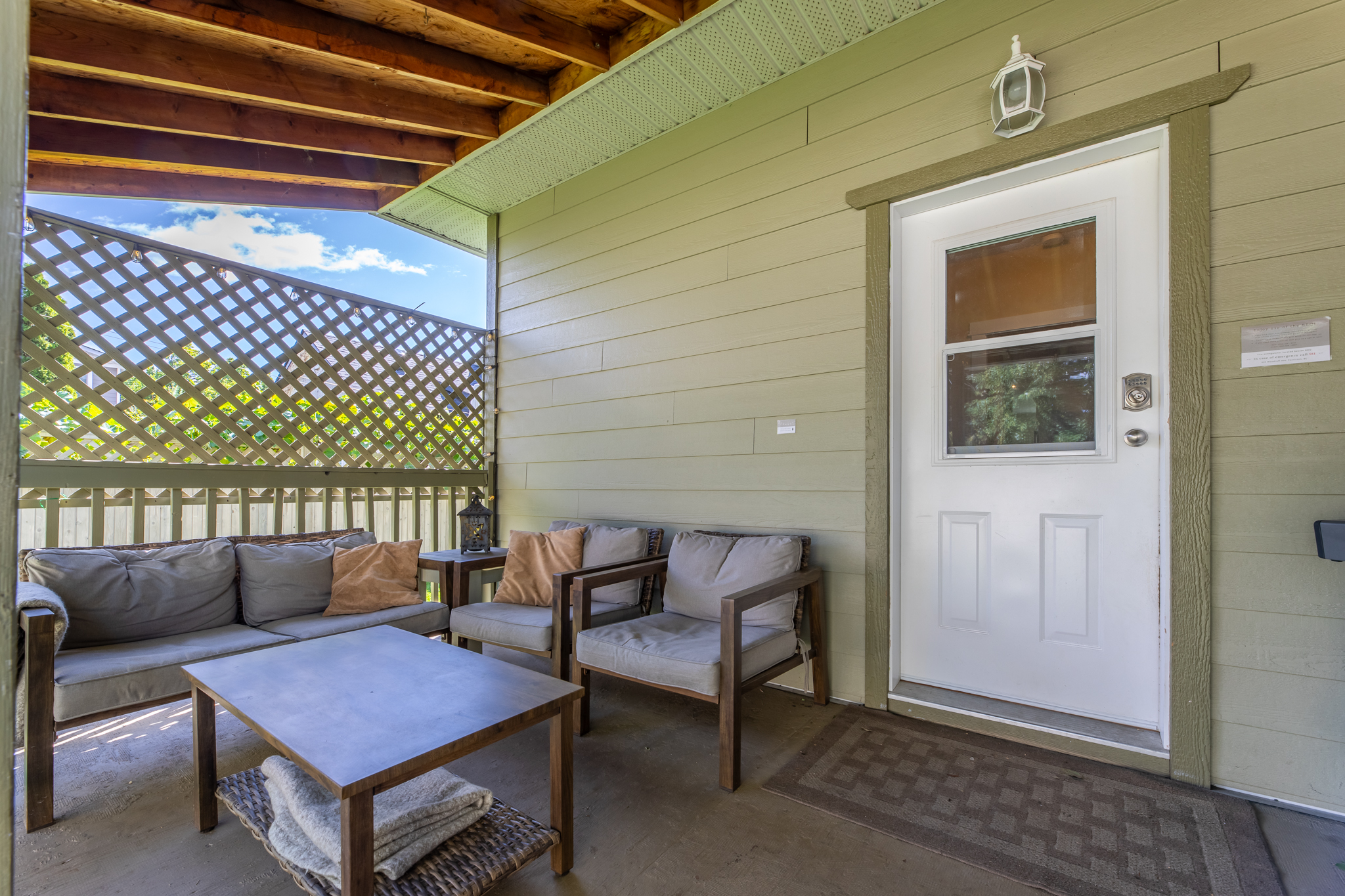 335 Woodruff Avenue Penticton V2A 2H6