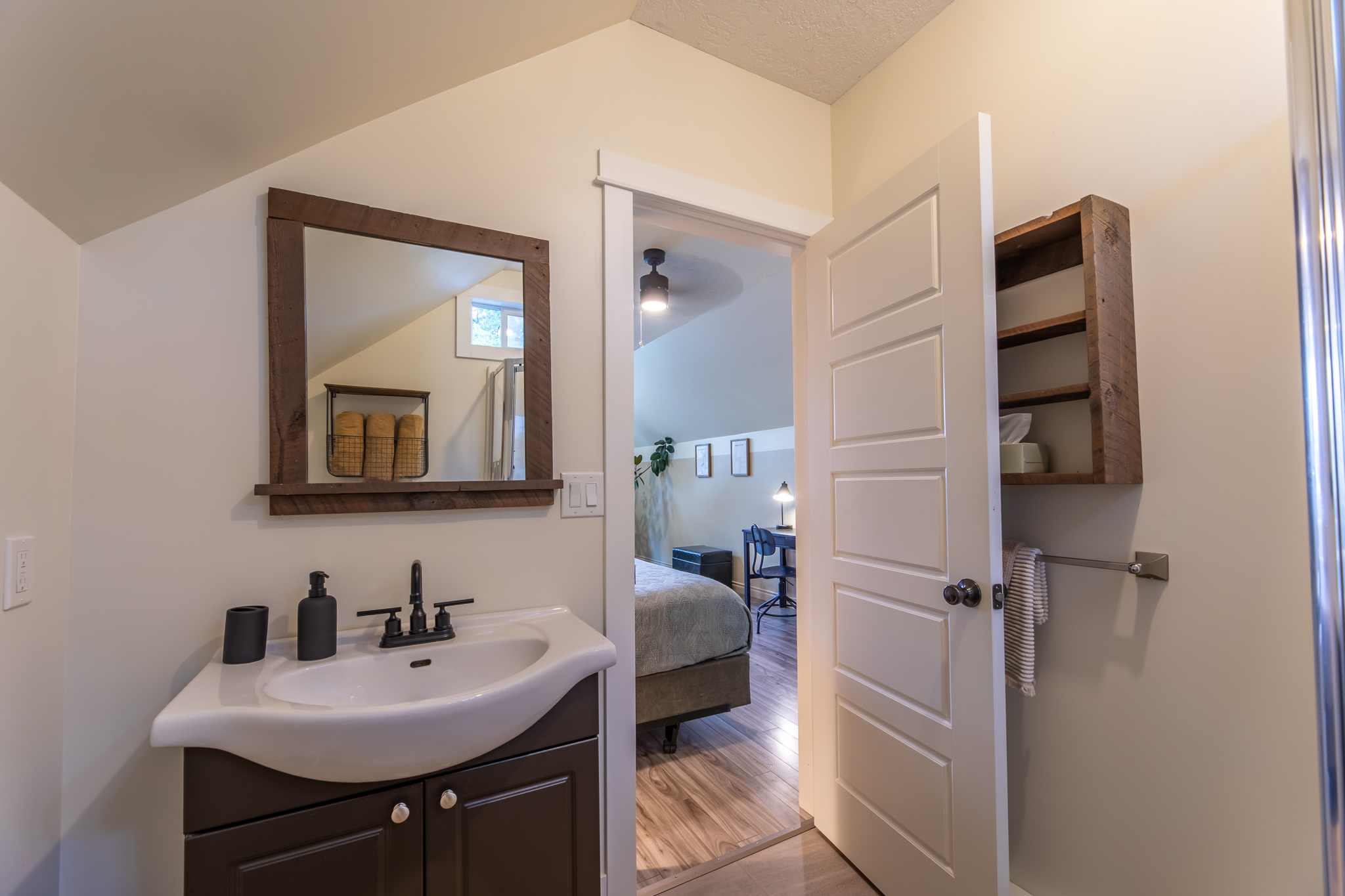 335 Woodruff Avenue Penticton V2A 2H6