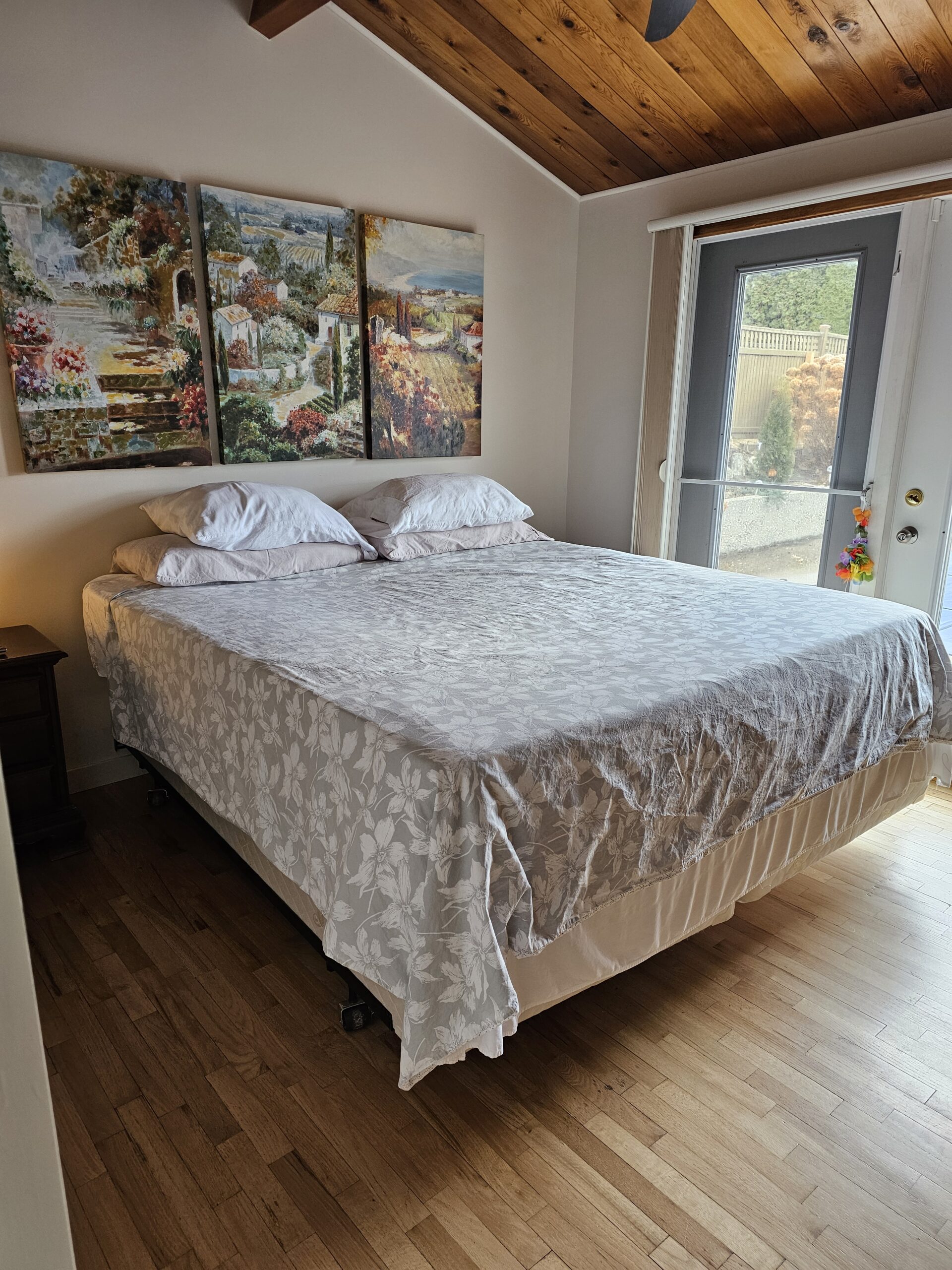 902 Barrington Avenue Penticton V2A 1S3