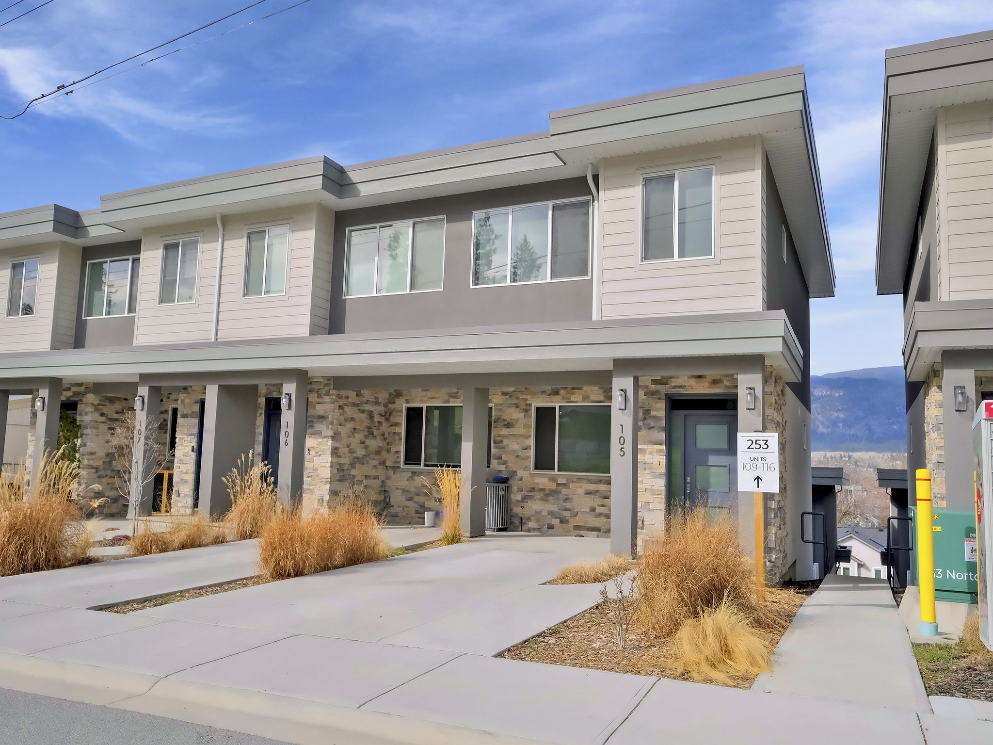 253 Norton Street 105 Penticton V2A 4H8