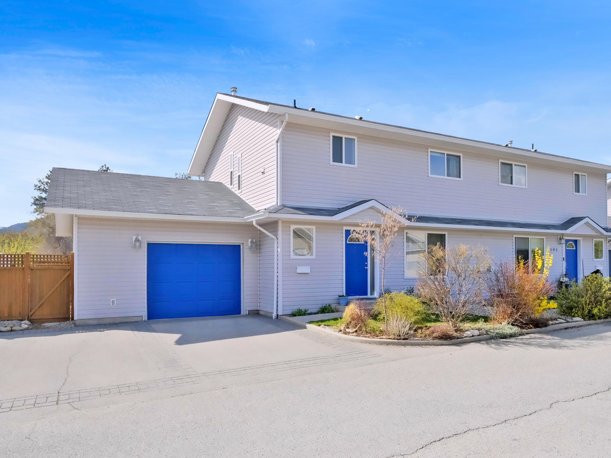 102 Regina Avenue 104 Penticton V2A 2K8