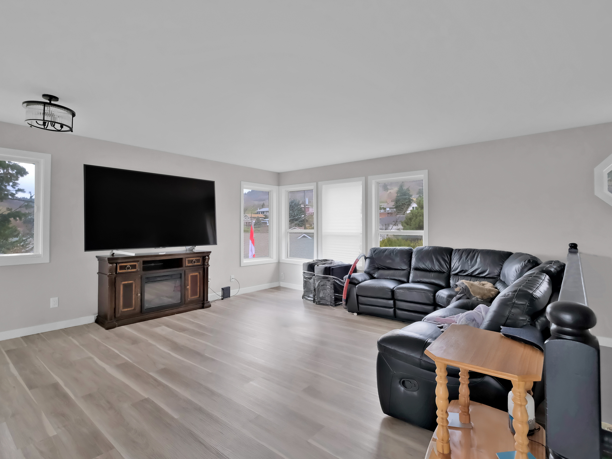 2848 Lower Glenrosa Road West Kelowna V4T 1C8