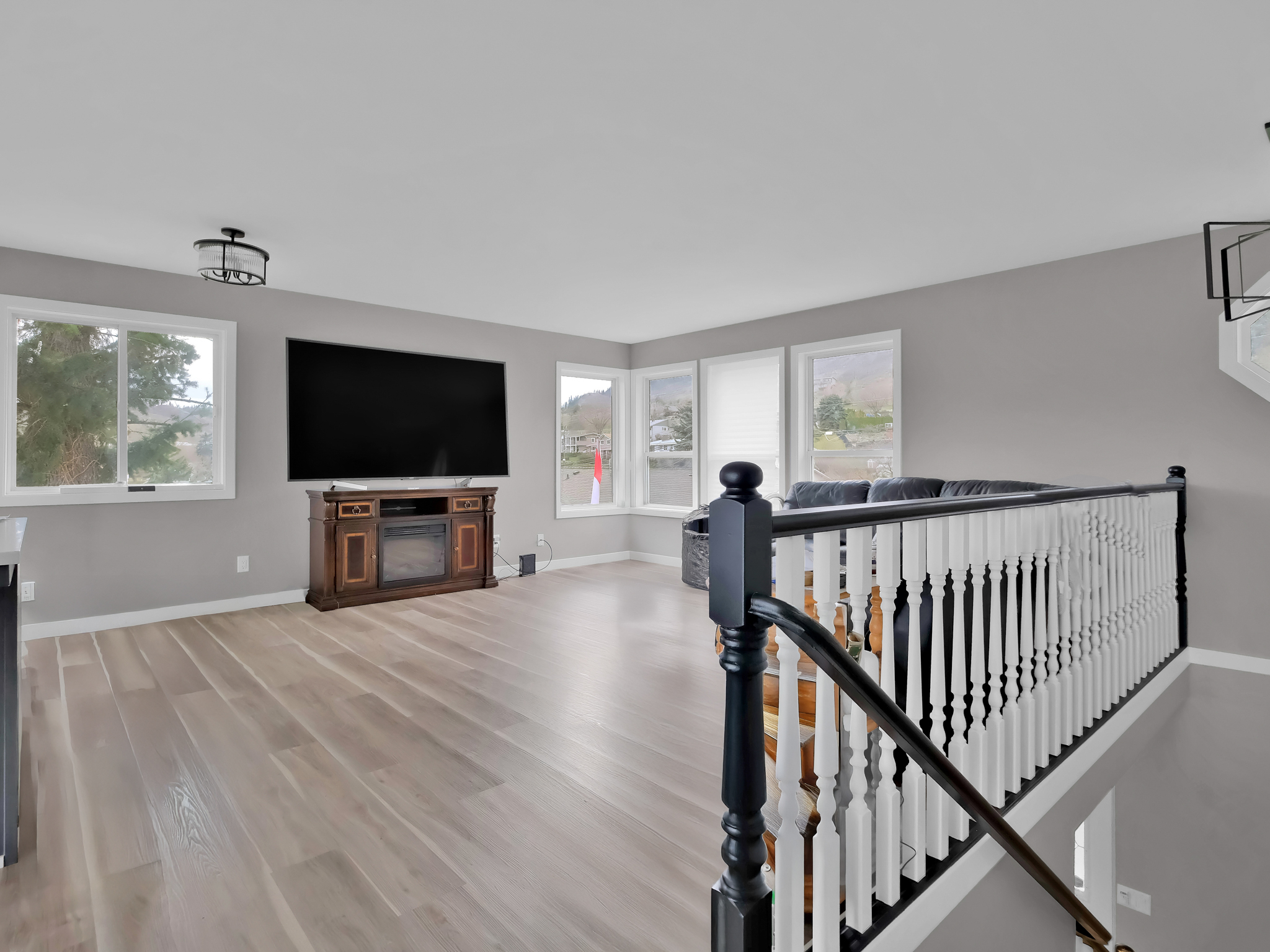 2848 Lower Glenrosa Road West Kelowna V4T 1C8