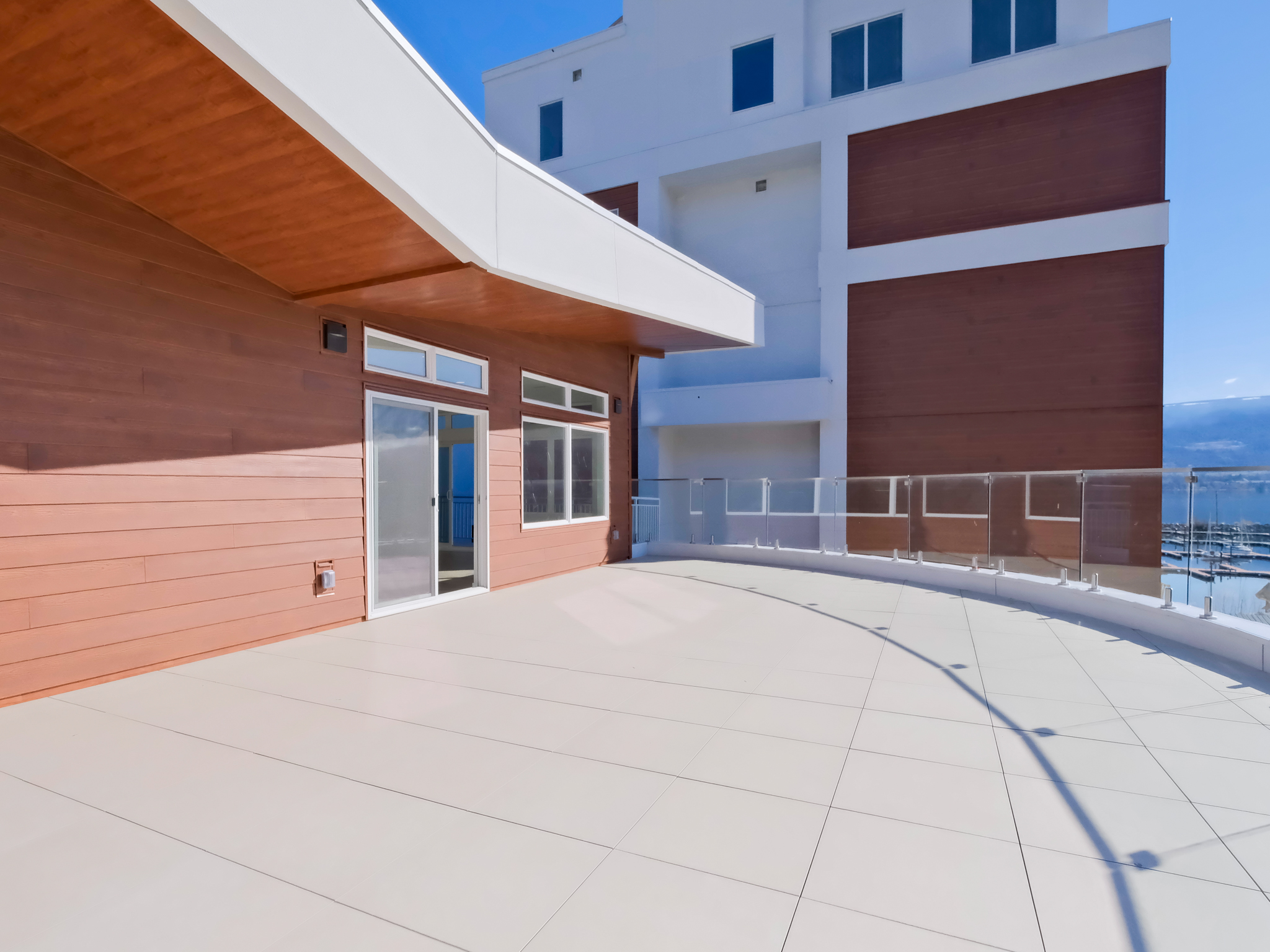 13417 Lakeshore Drive S 201 Summerland V0H 1Z1