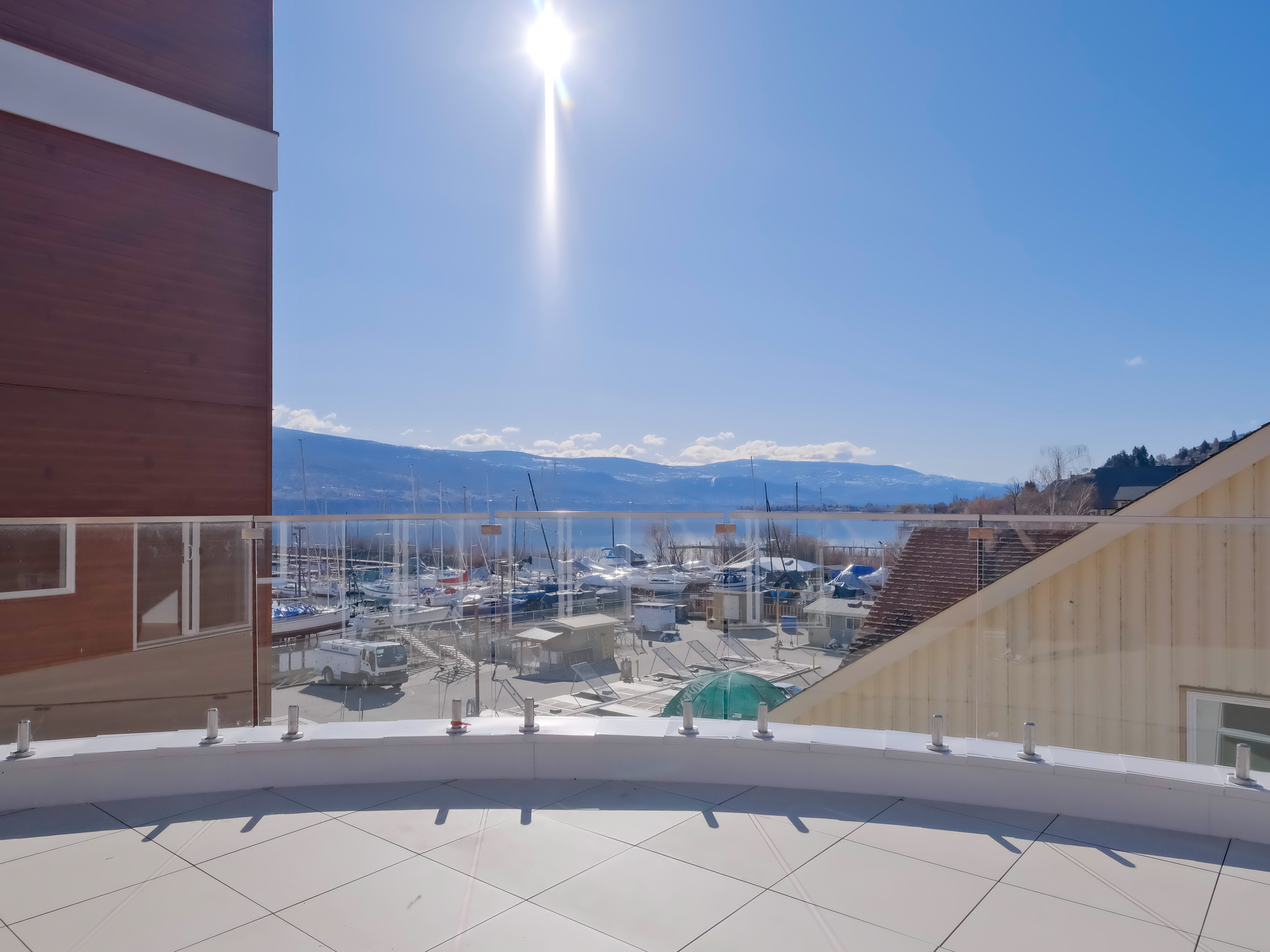 13417 Lakeshore Drive S 201 Summerland V0H 1Z1