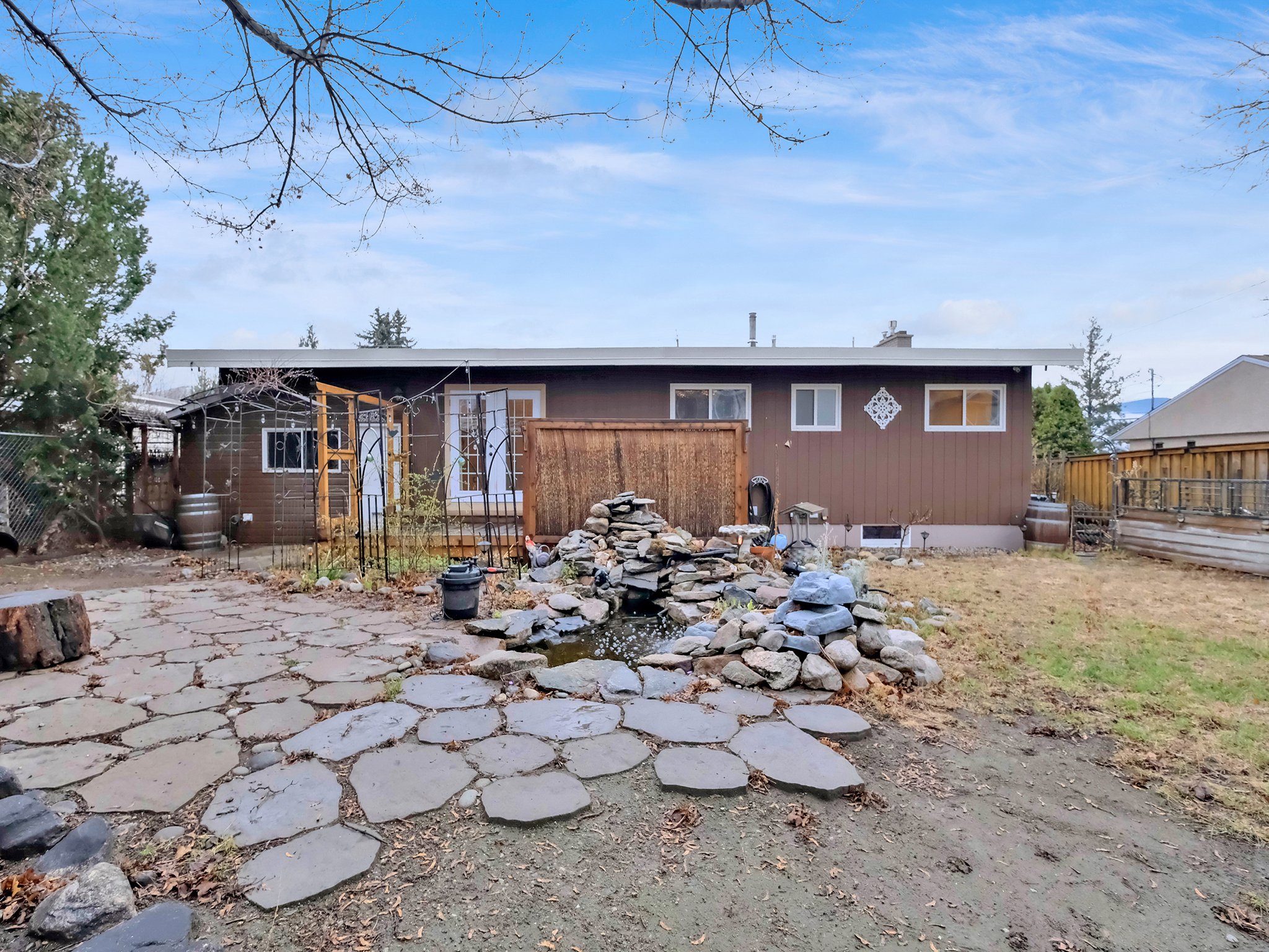 1462 Montreal Street Penticton V2A 3Z9