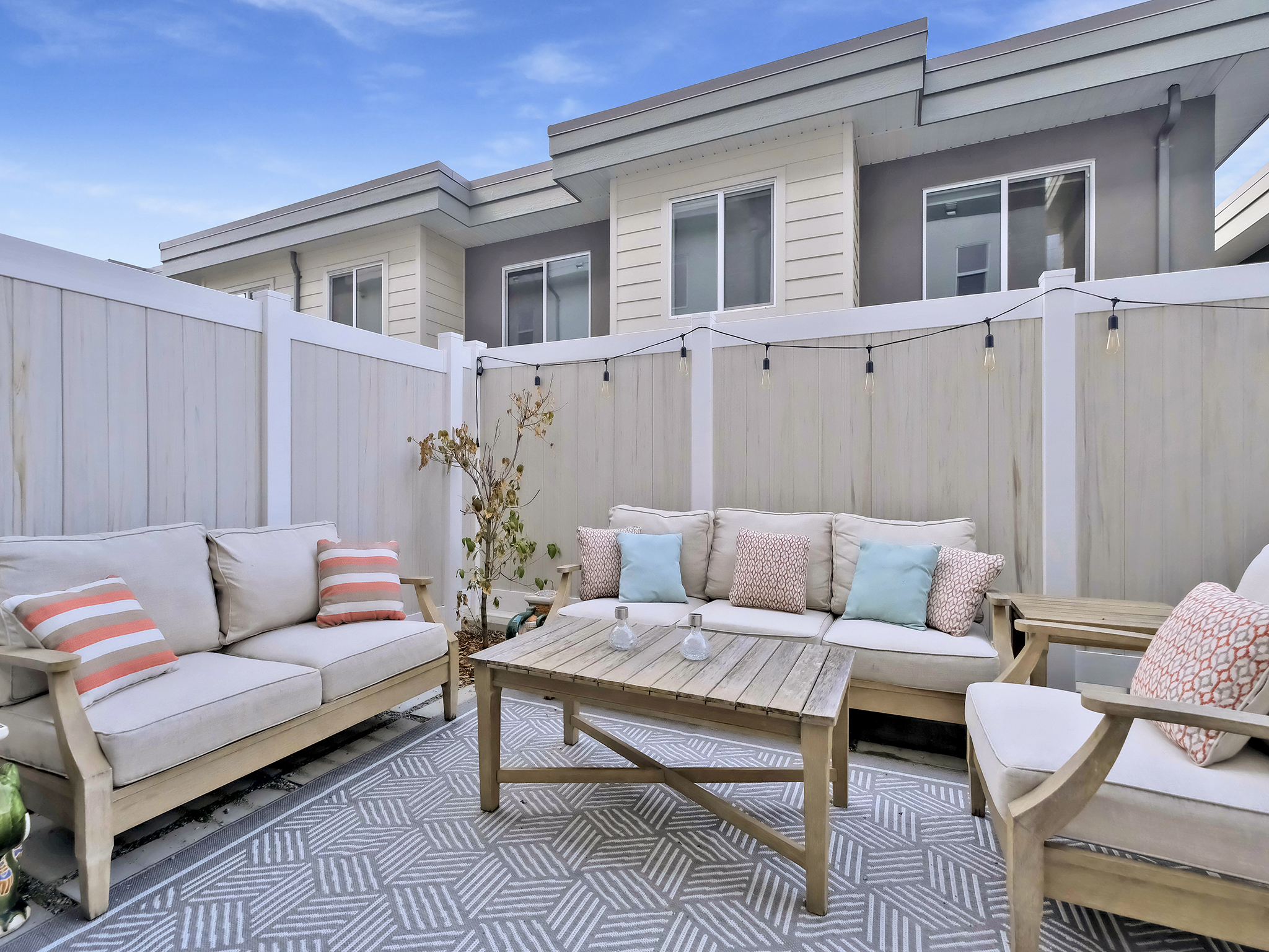 253 Norton Street 105 Penticton V2A 4H8