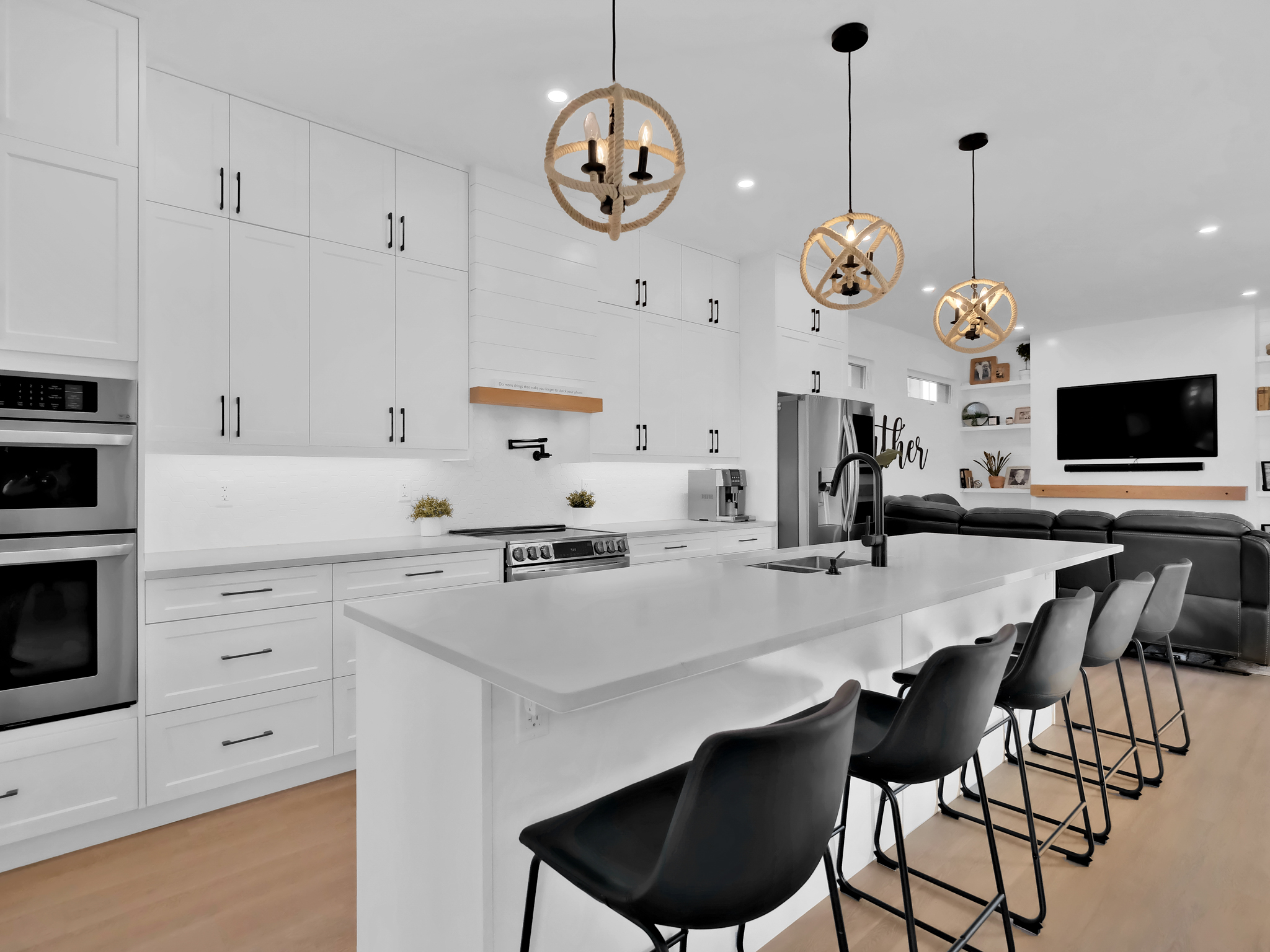 1273 Edgewood Drive Penticton V2A 4A9