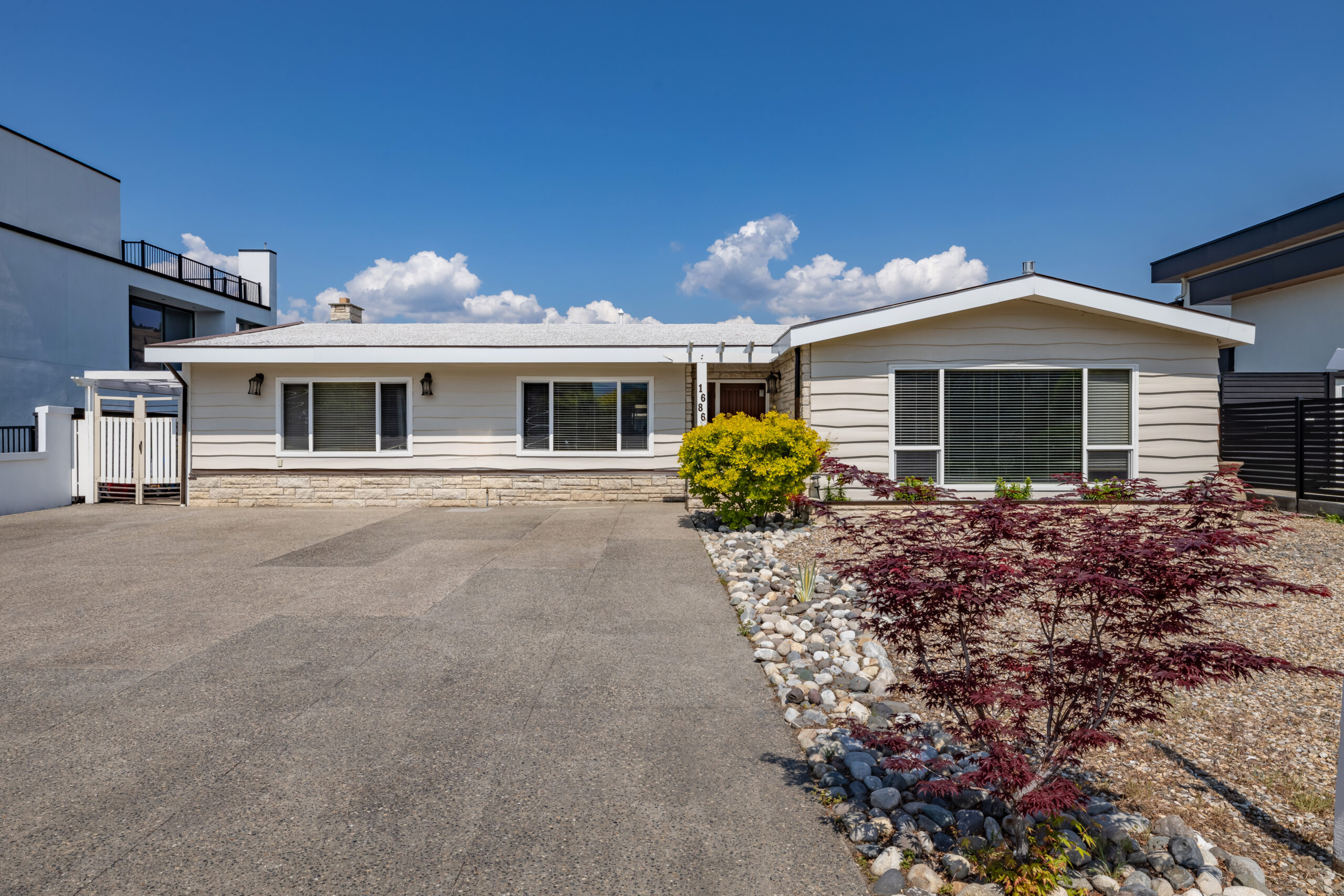 1686  Pritchard Drive West Kelowna V4T 1X5