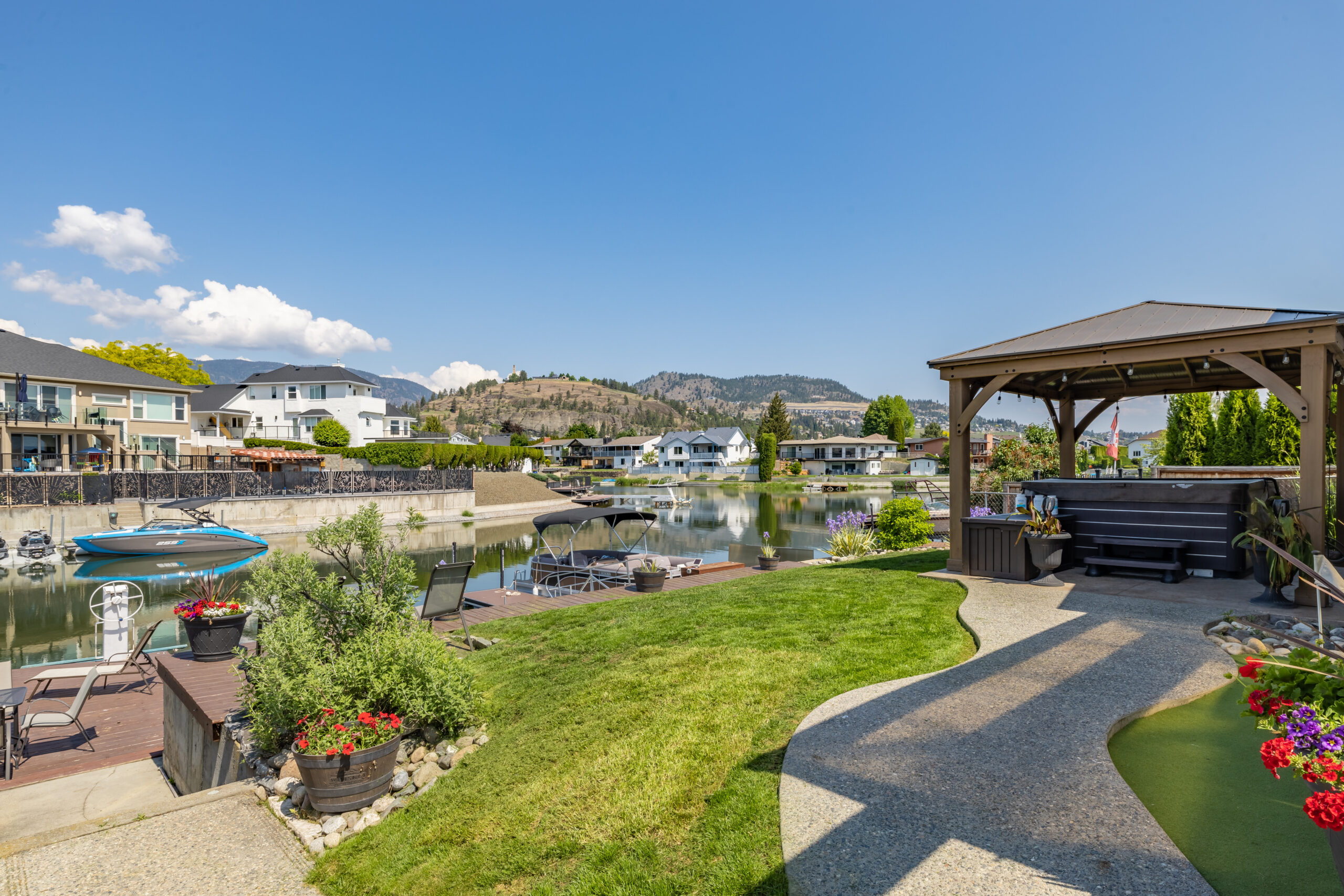 1686  Pritchard Drive West Kelowna V4T 1X5