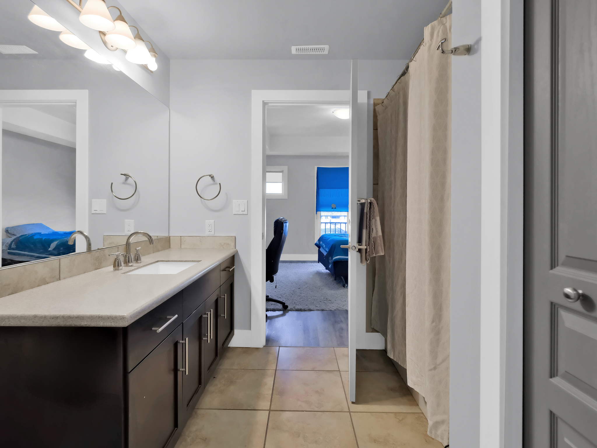 250 Waterford Avenue 311 Penticton V2A 3T8