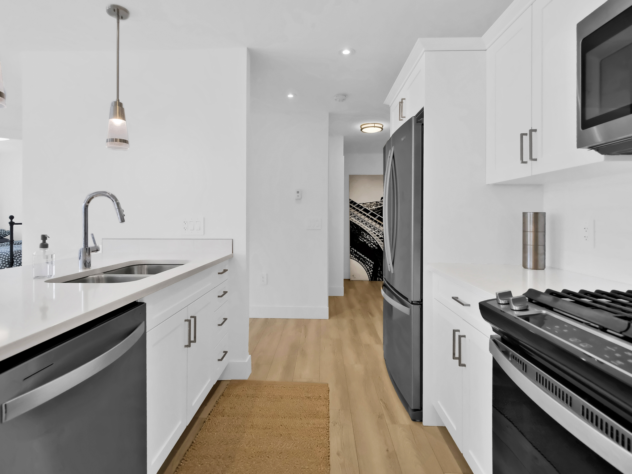 3362 Skaha Lake Road 407 Penticton V2A 6G4