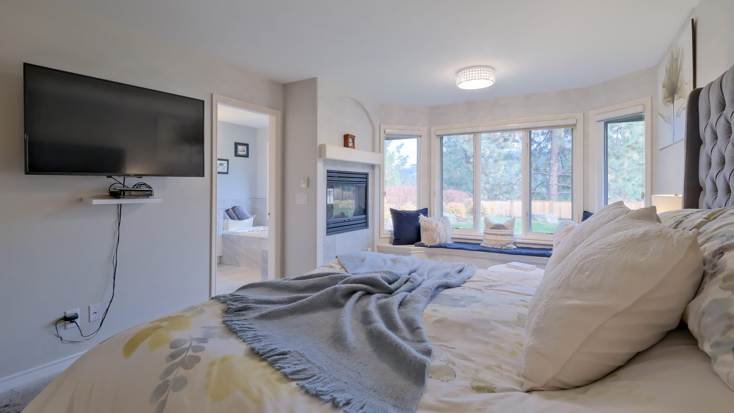 3869 Gallaghers Parkway Kelowna V1W 3Z8