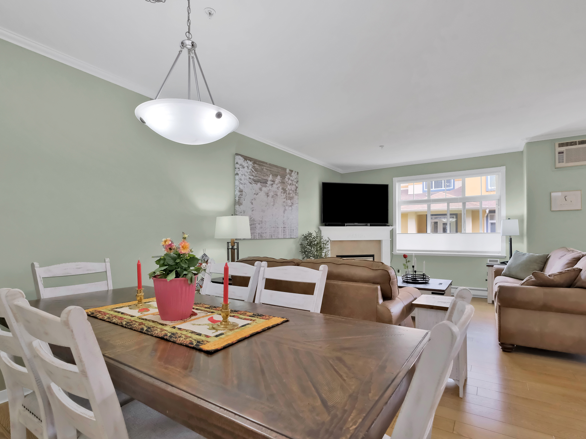 305 Whitman Road 205 Kelowna V1V 2P3