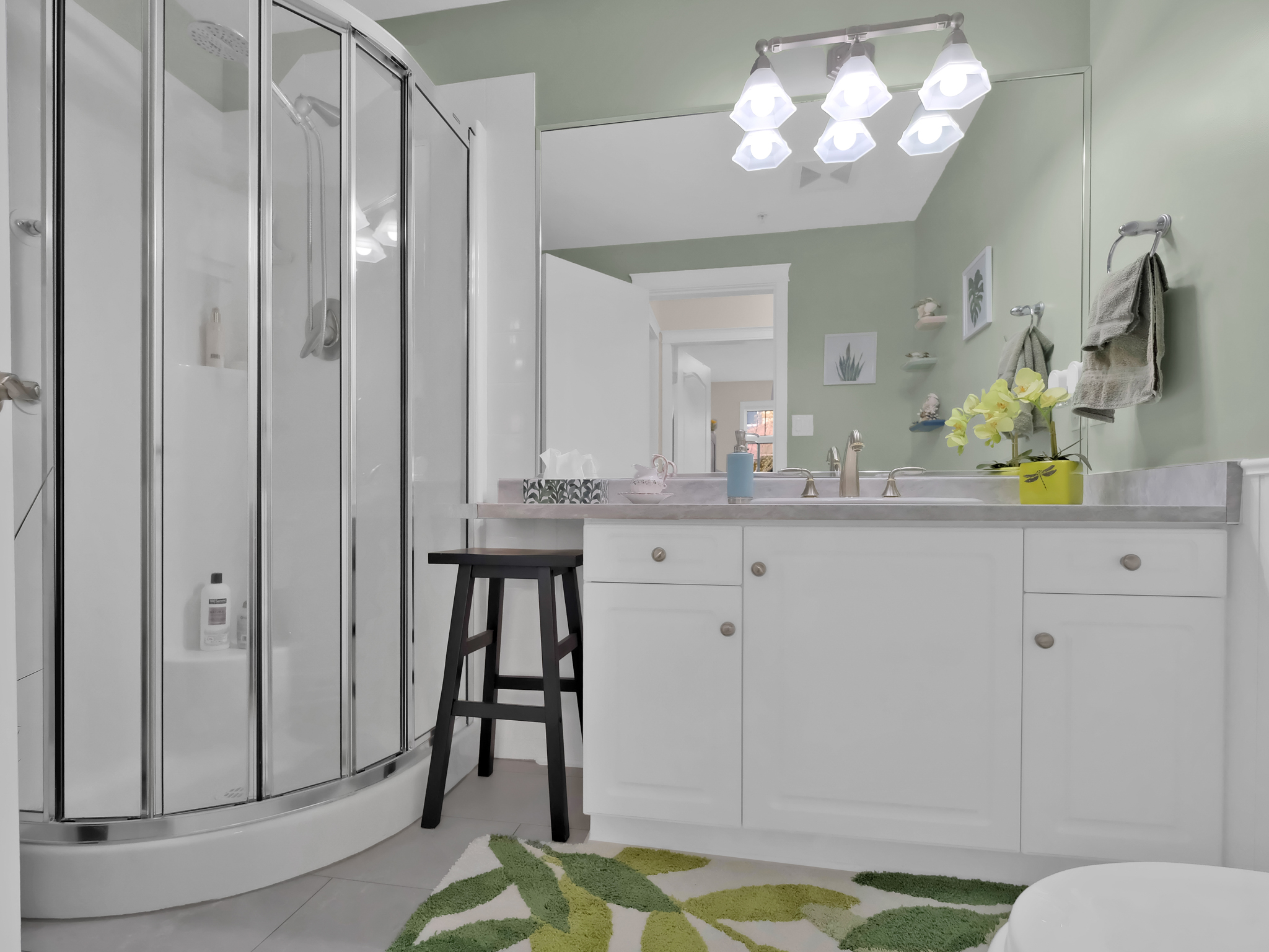 305 Whitman Road 205 Kelowna V1V 2P3