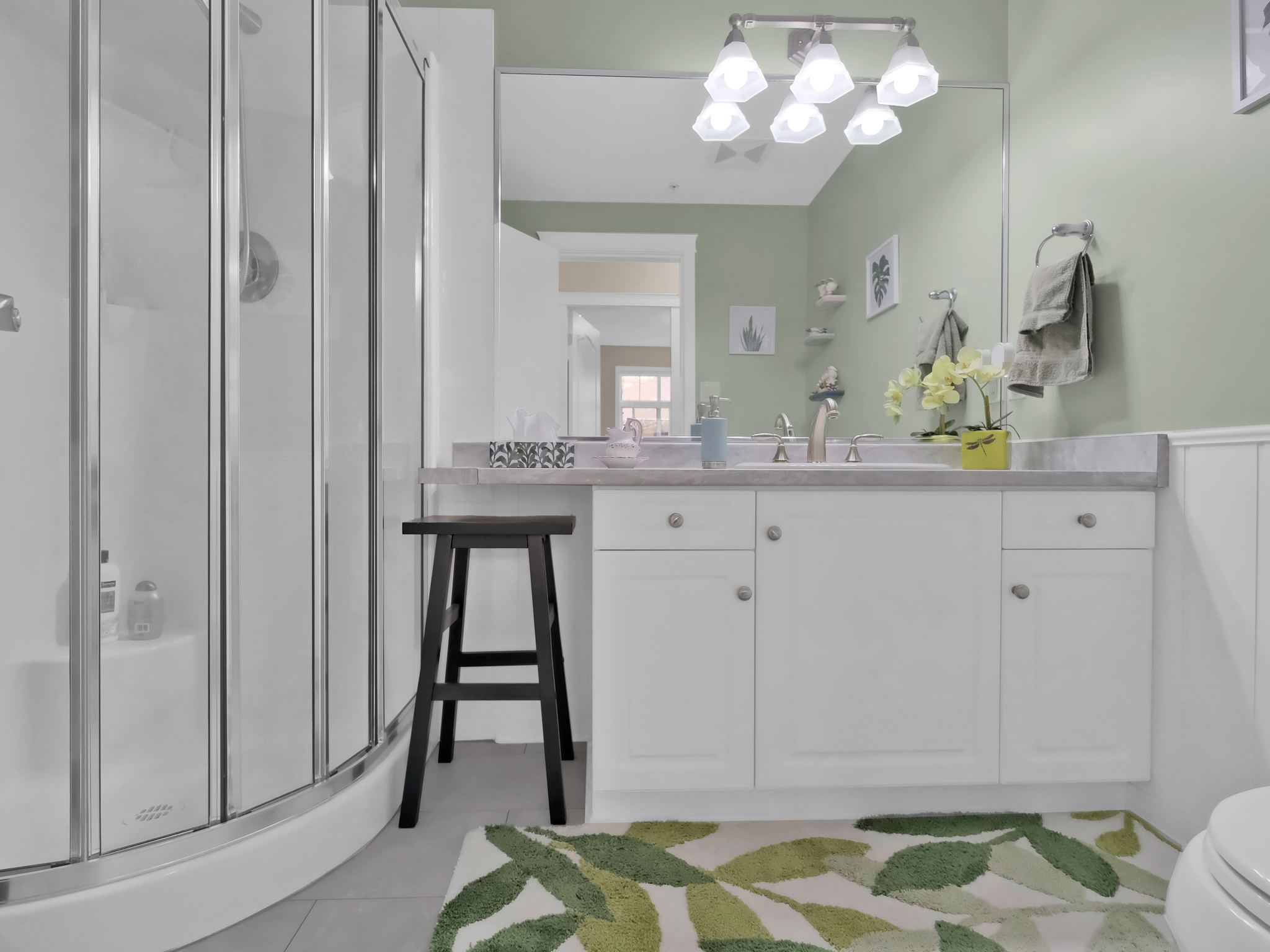 305 Whitman Road 205 Kelowna V1V 2P3