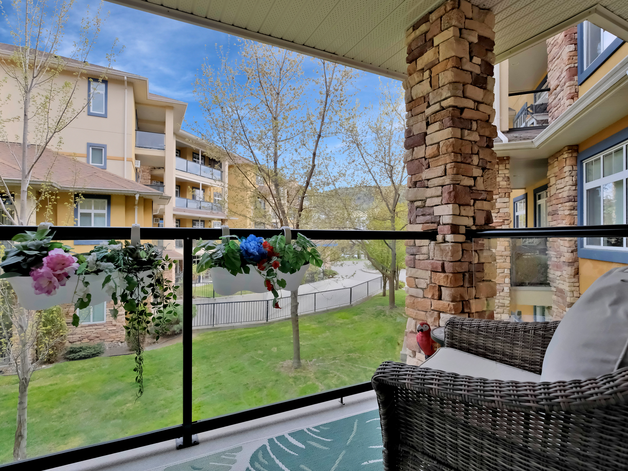 305 Whitman Road 205 Kelowna V1V 2P3