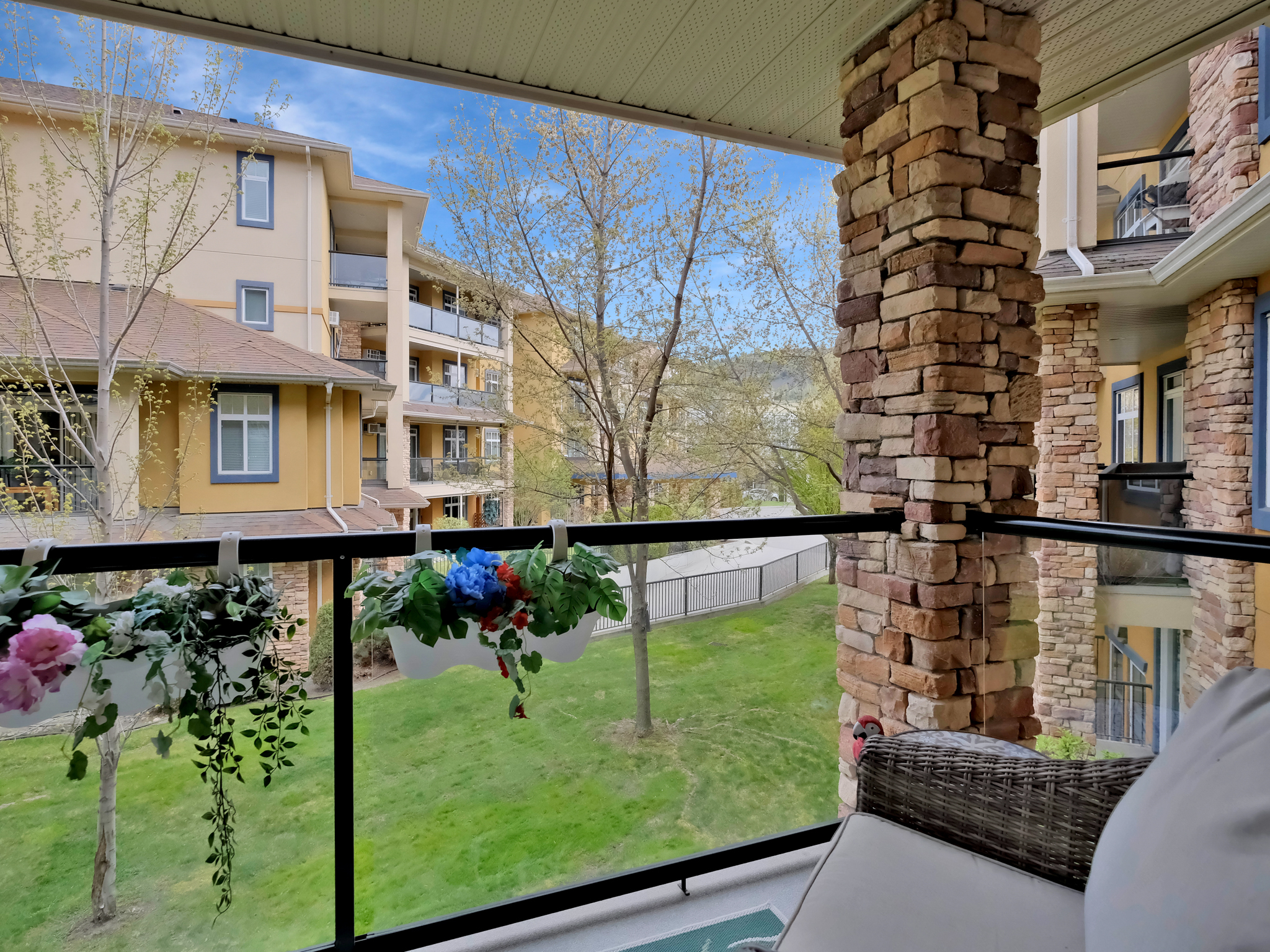 305 Whitman Road 205 Kelowna V1V 2P3