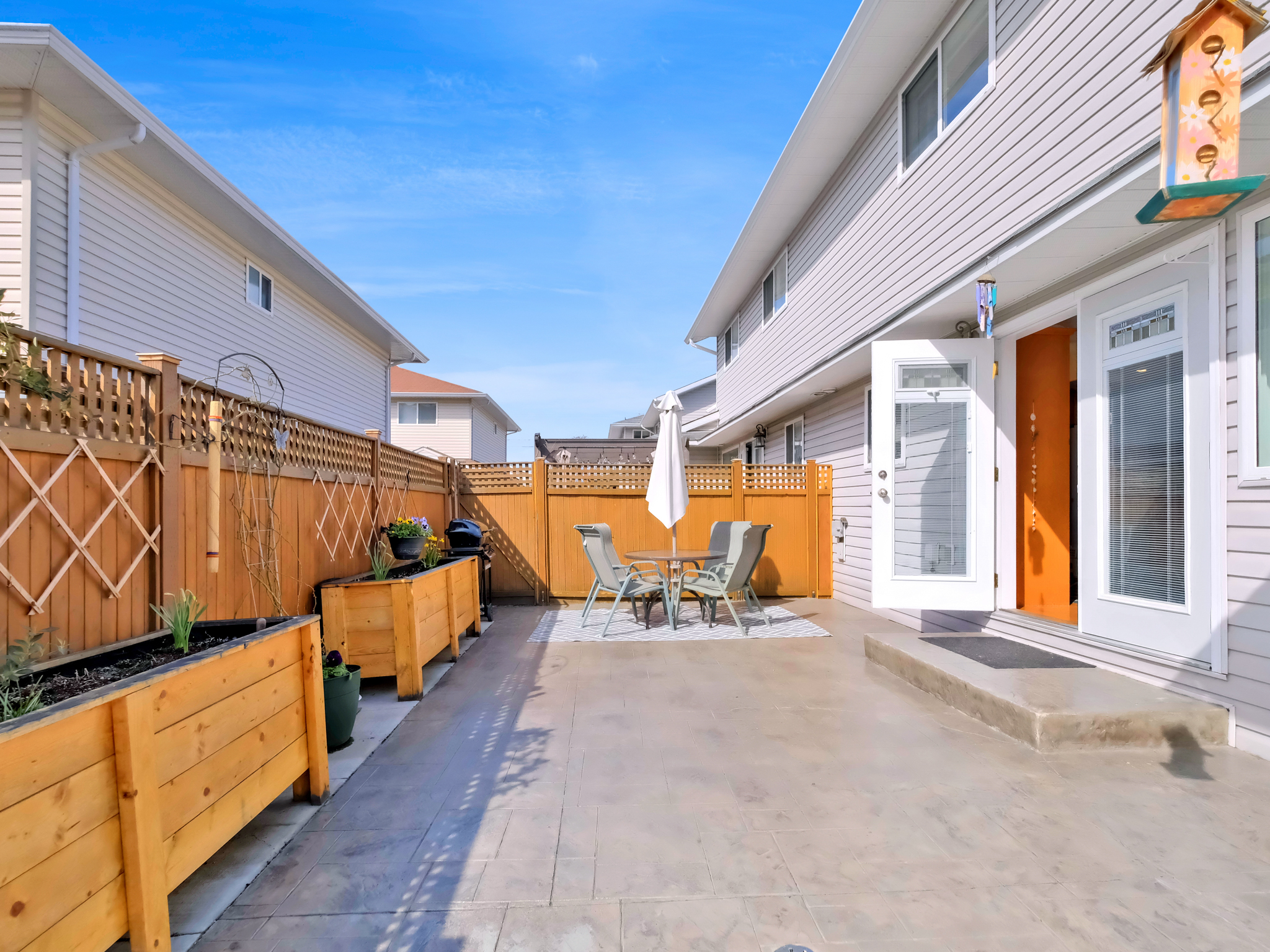 102 Regina Avenue 104 Penticton V2A 2K8
