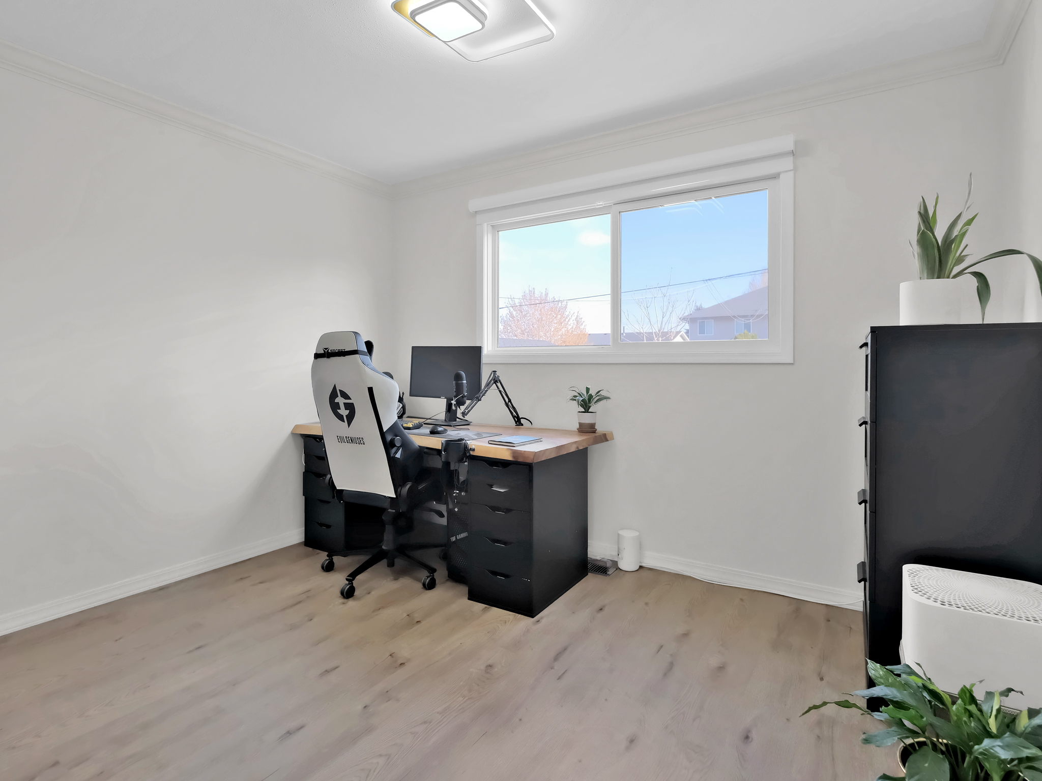255 Hastings Avenue Penticton V2A 2V5