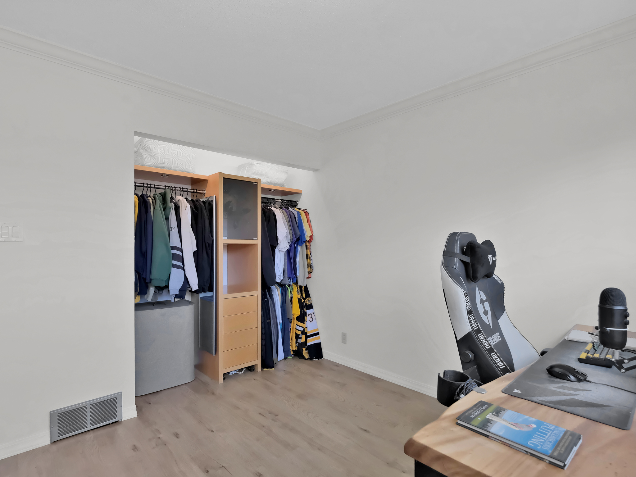 255 Hastings Avenue Penticton V2A 2V5