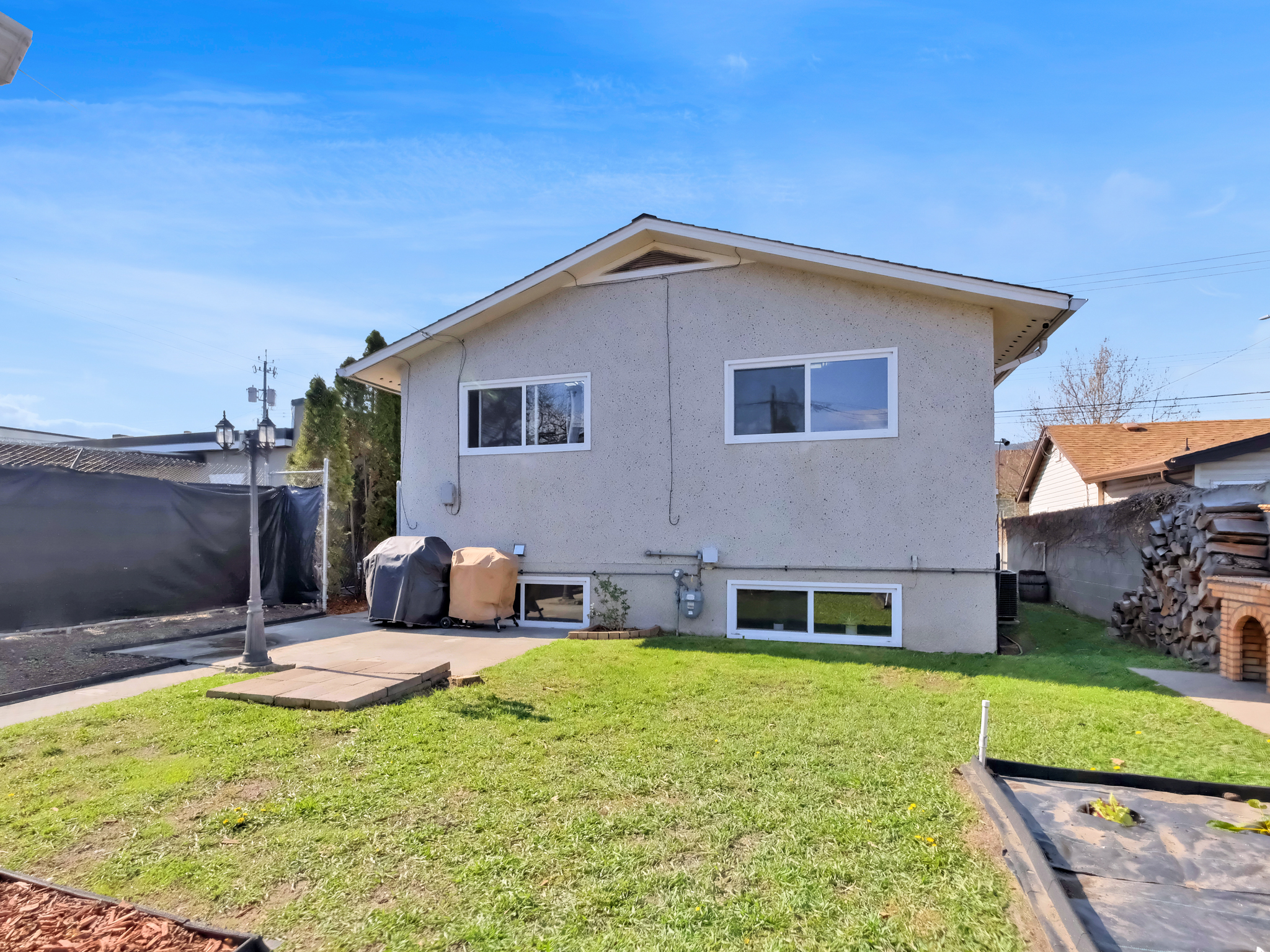 255 Hastings Avenue Penticton V2A 2V5