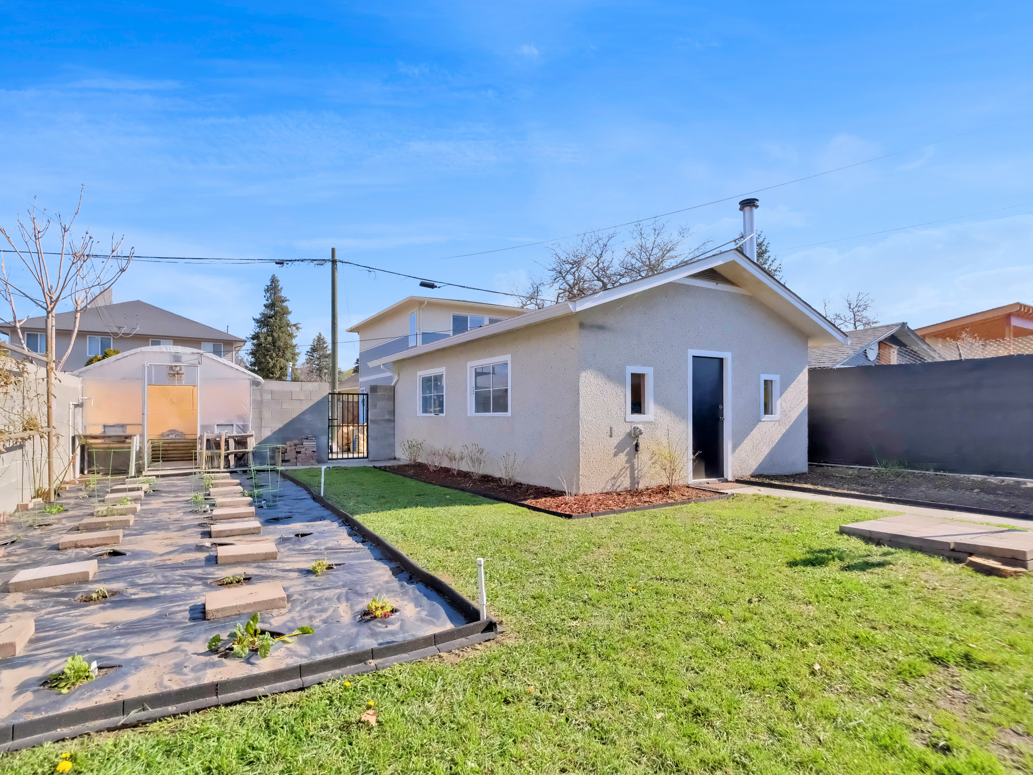 255 Hastings Avenue Penticton V2A 2V5