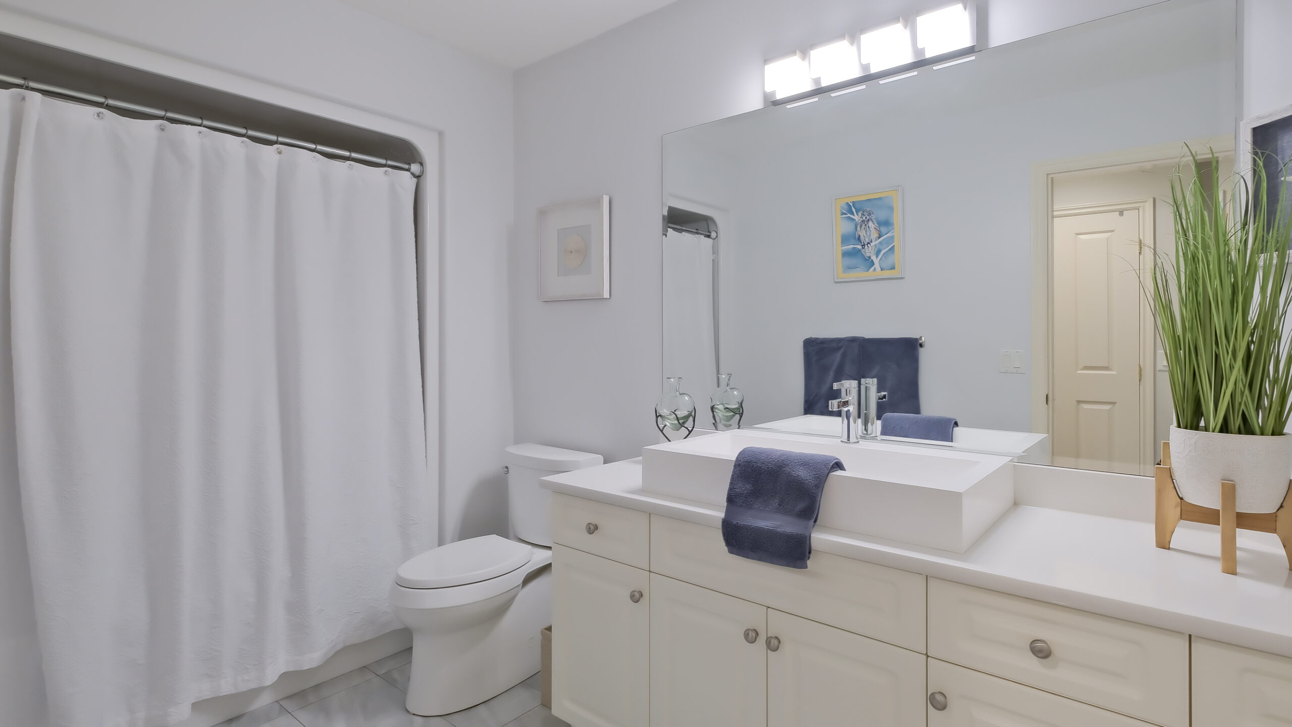 3869 Gallaghers Parkway Kelowna V1W 3Z8