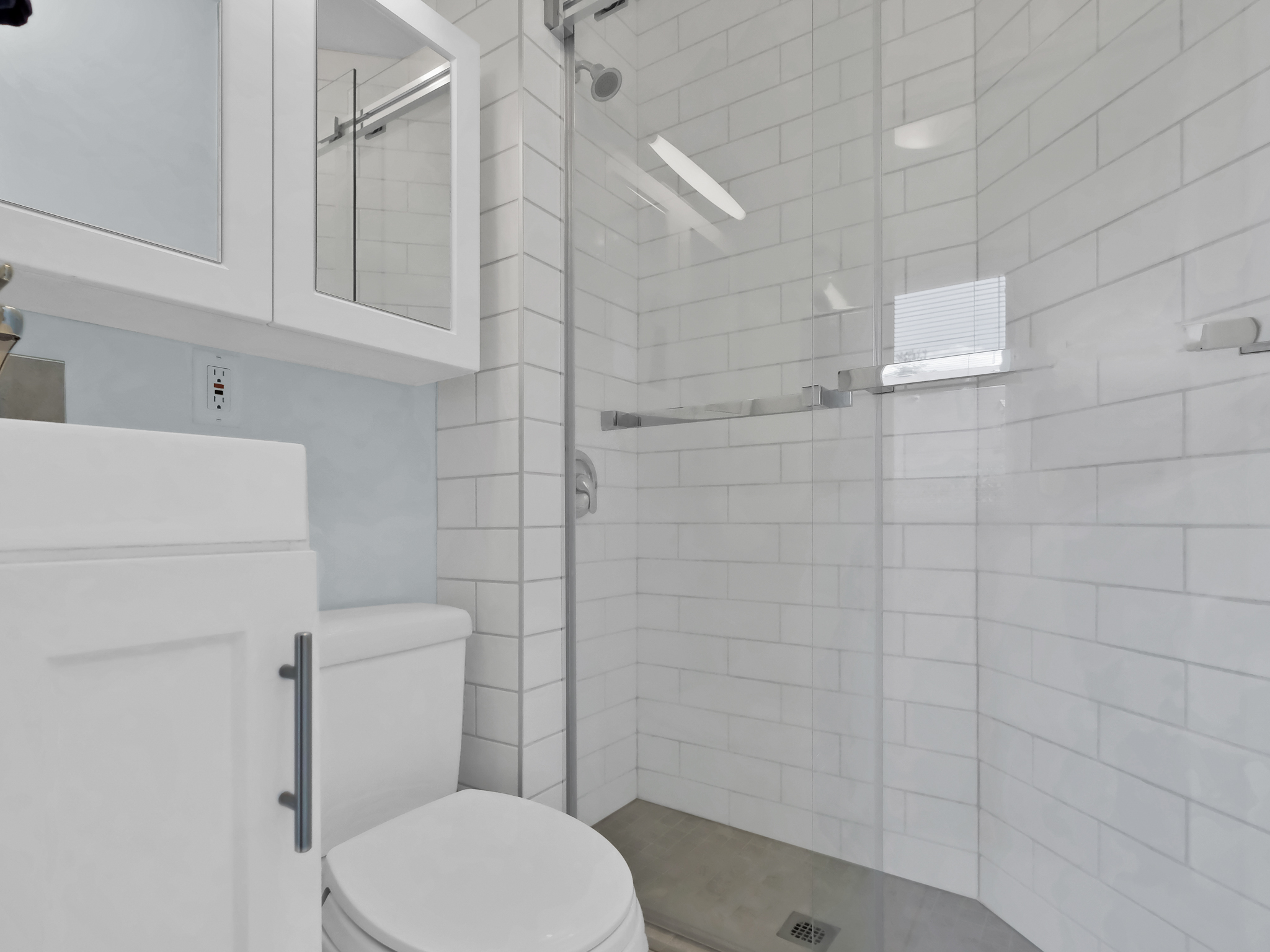 102 Regina Avenue 104 Penticton V2A 2K8